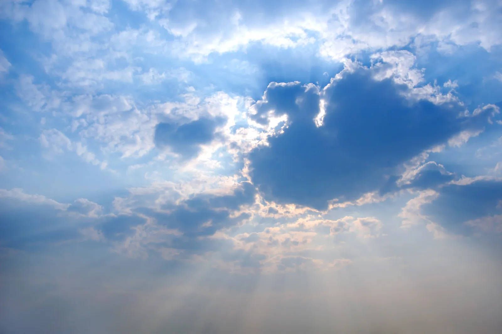 1600x1064 Download Overcast Funeral Clouds Wallpaper