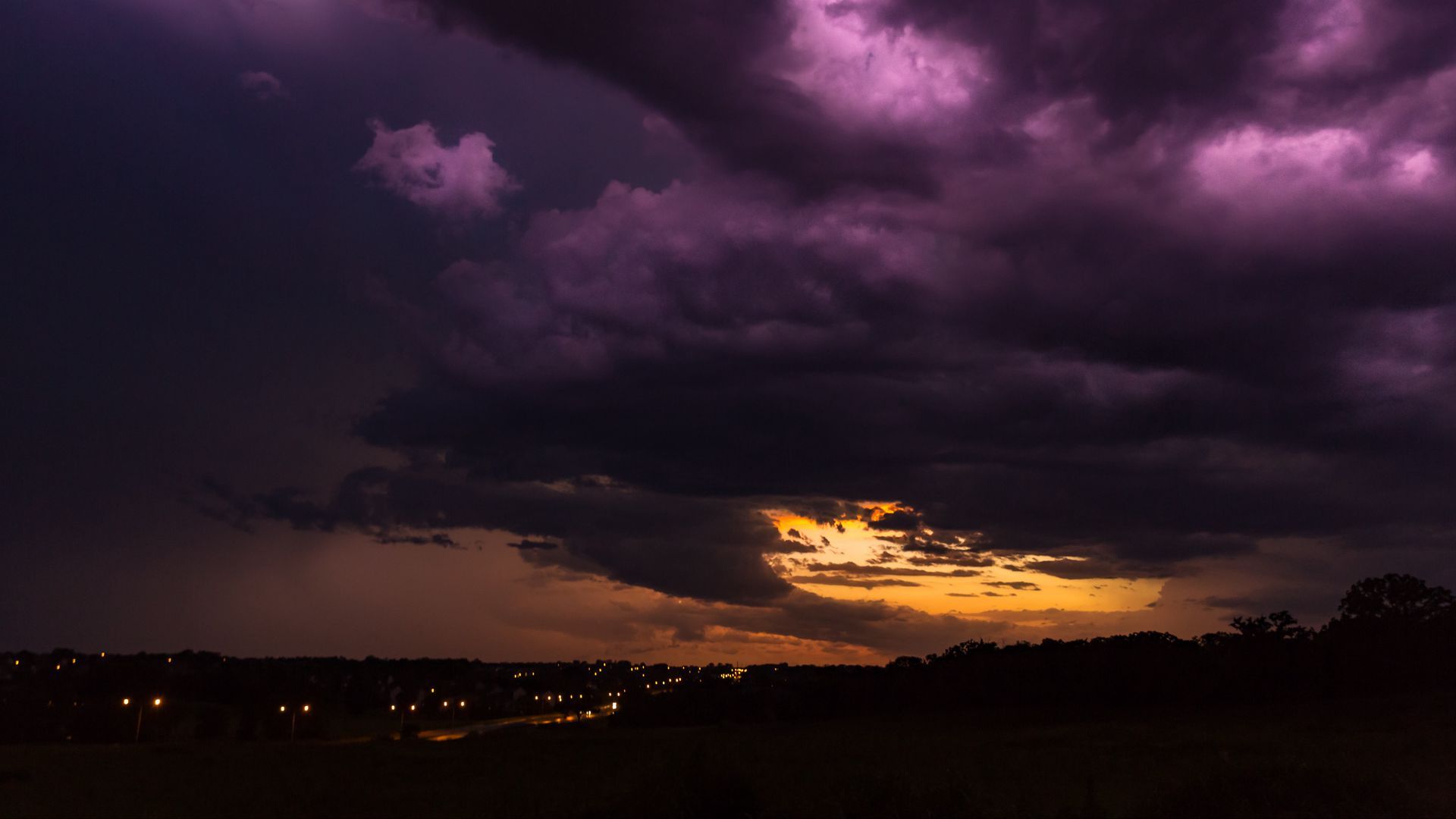 1920x1080 Download wallpaper 1920x1080 overcast, cloudy, clouds, night, urbandale, united states full hd, hdtv, fhd, 1080p HD background