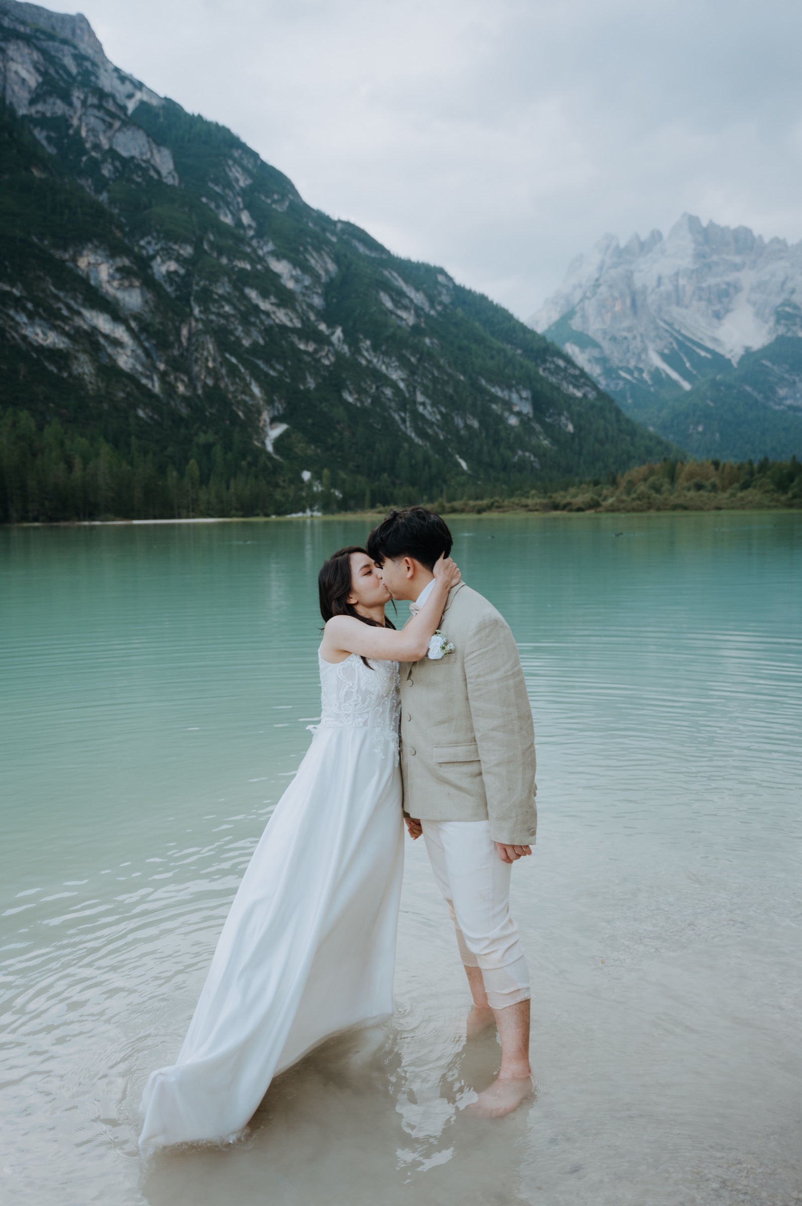 1596x2400 Reyna And Timothy's Fairy Tale Pre Wedding Adventure In Dolomites, Italy