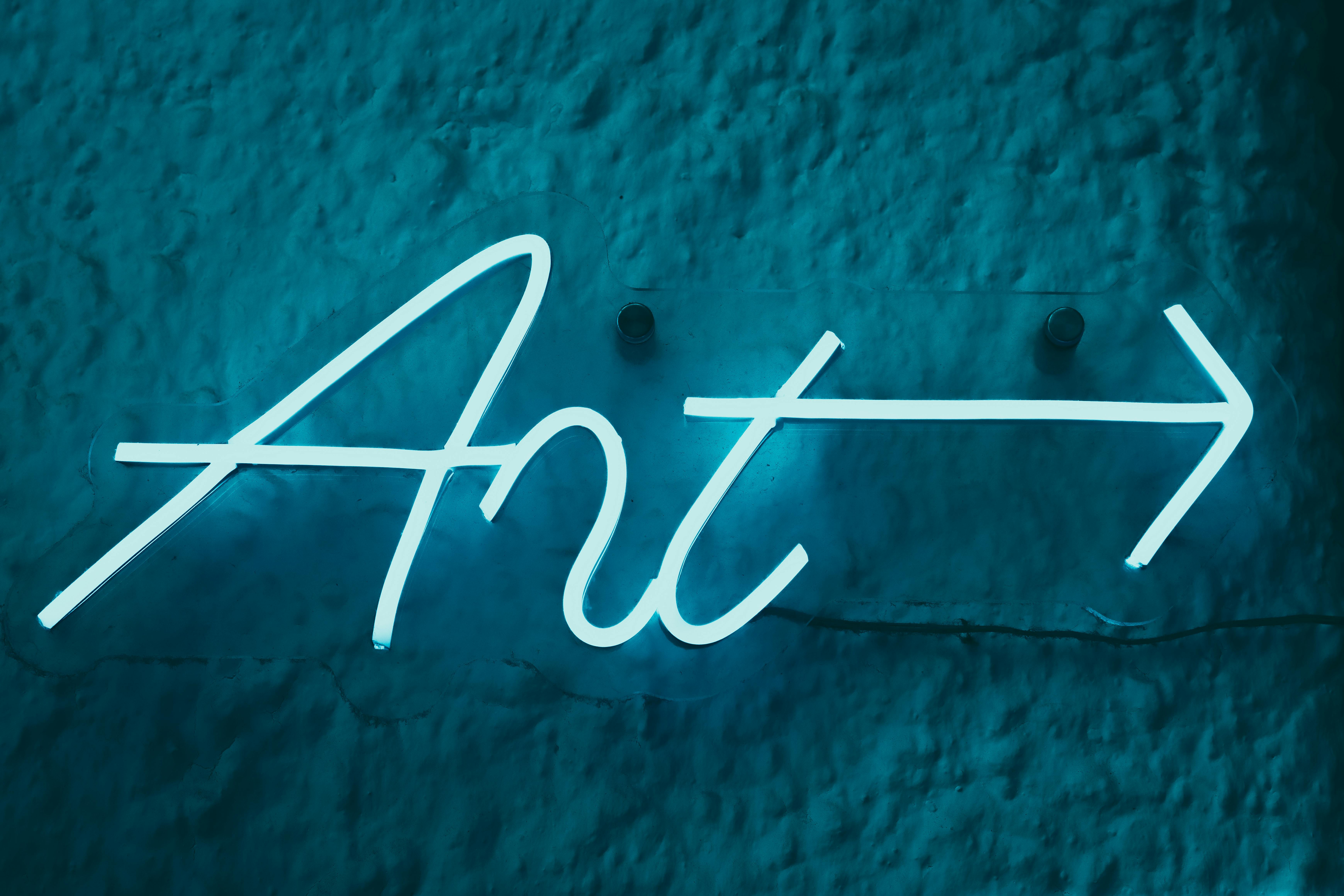 6960x4640 Neon Art Sign with Arrow in Naxos, Greece · Free