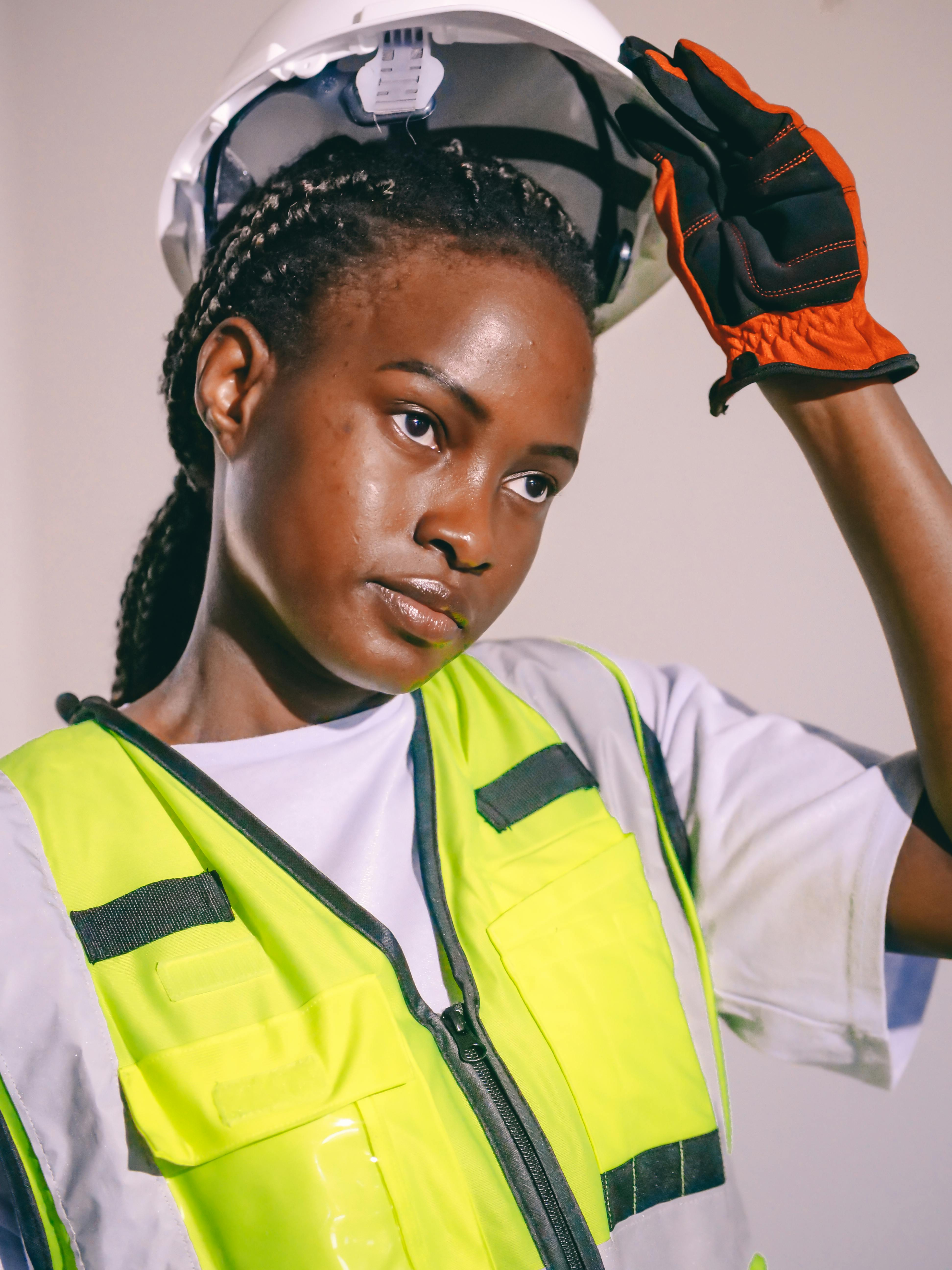 Engineering Woman Background Female Engineer Wallpapers - Top Free Female Engineer Backgrounds ...