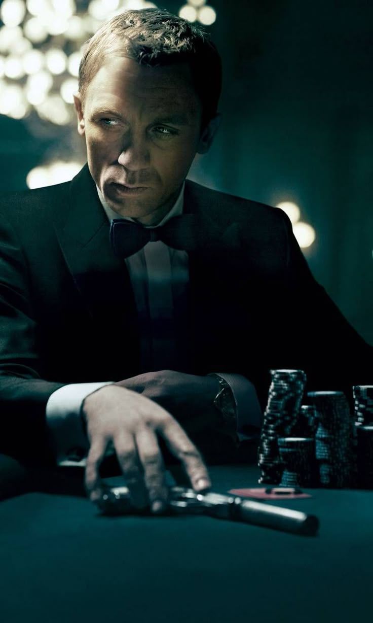 736x1228 Casino royale wallpaper