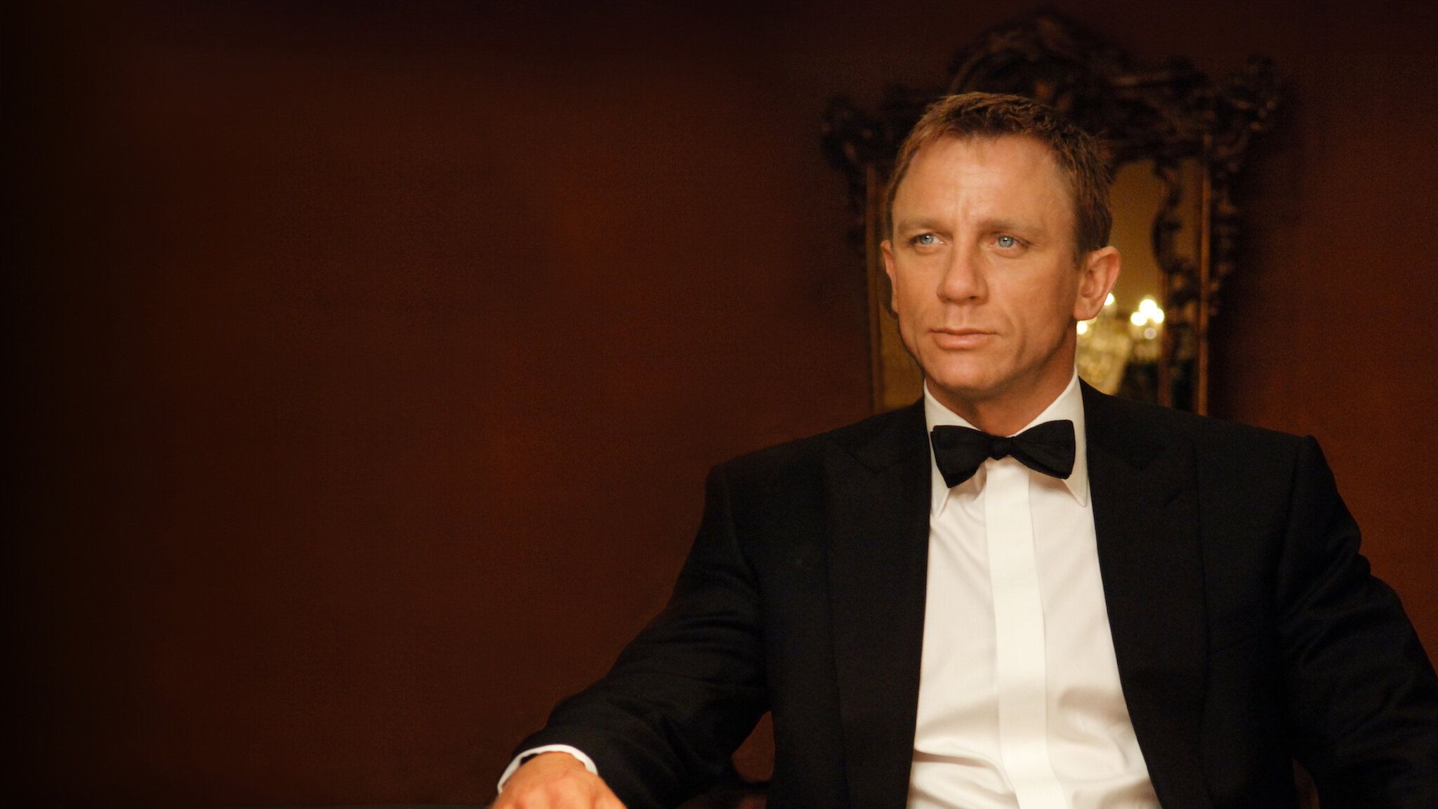 2048x1152 Casino Royale_hook_primary_16x9