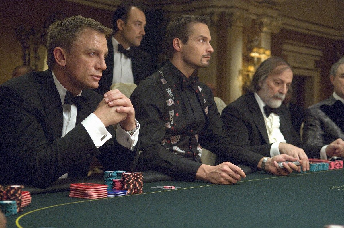 1200x797 Review: “Casino Royale” (2006). The Viewer's Commentary