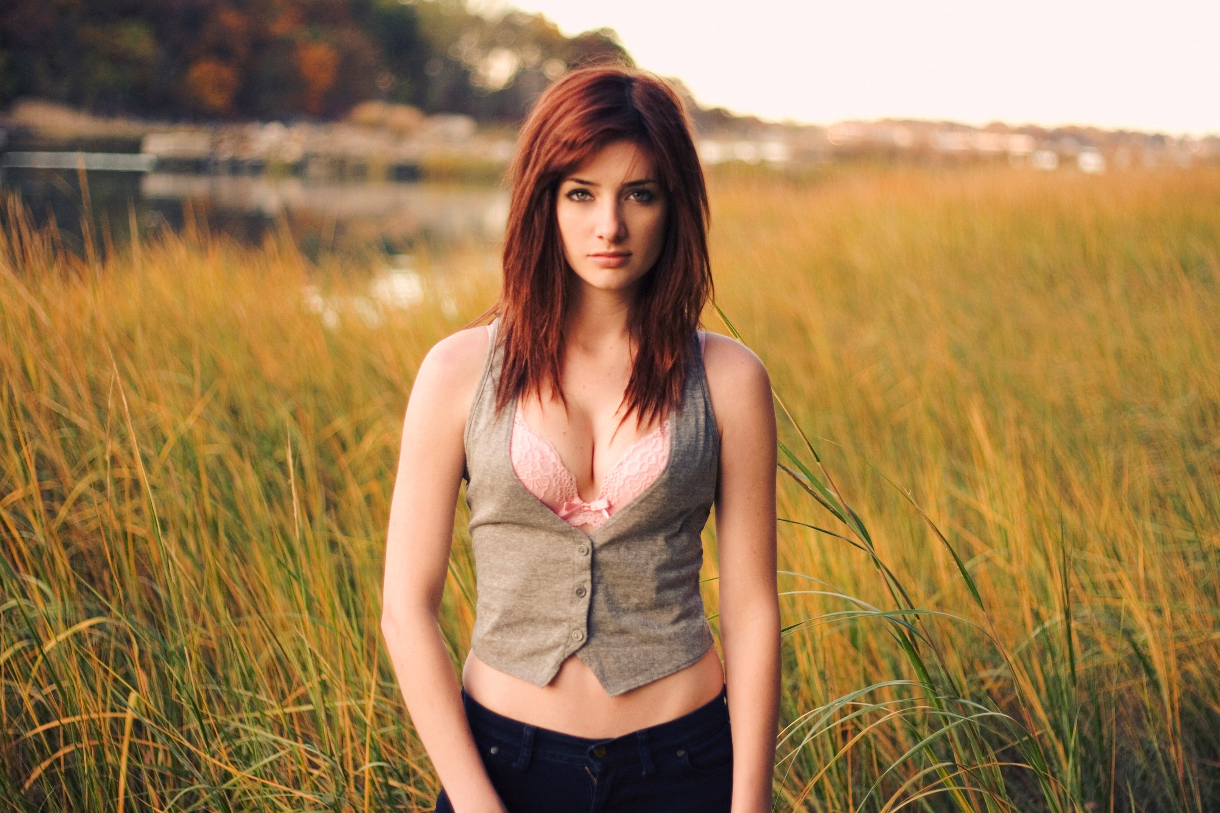 4096x2731 Susan Coffey Wallpaper, HD Girls Wallpaper, 4k Wallpaper, Image, Background, Photos and Picture