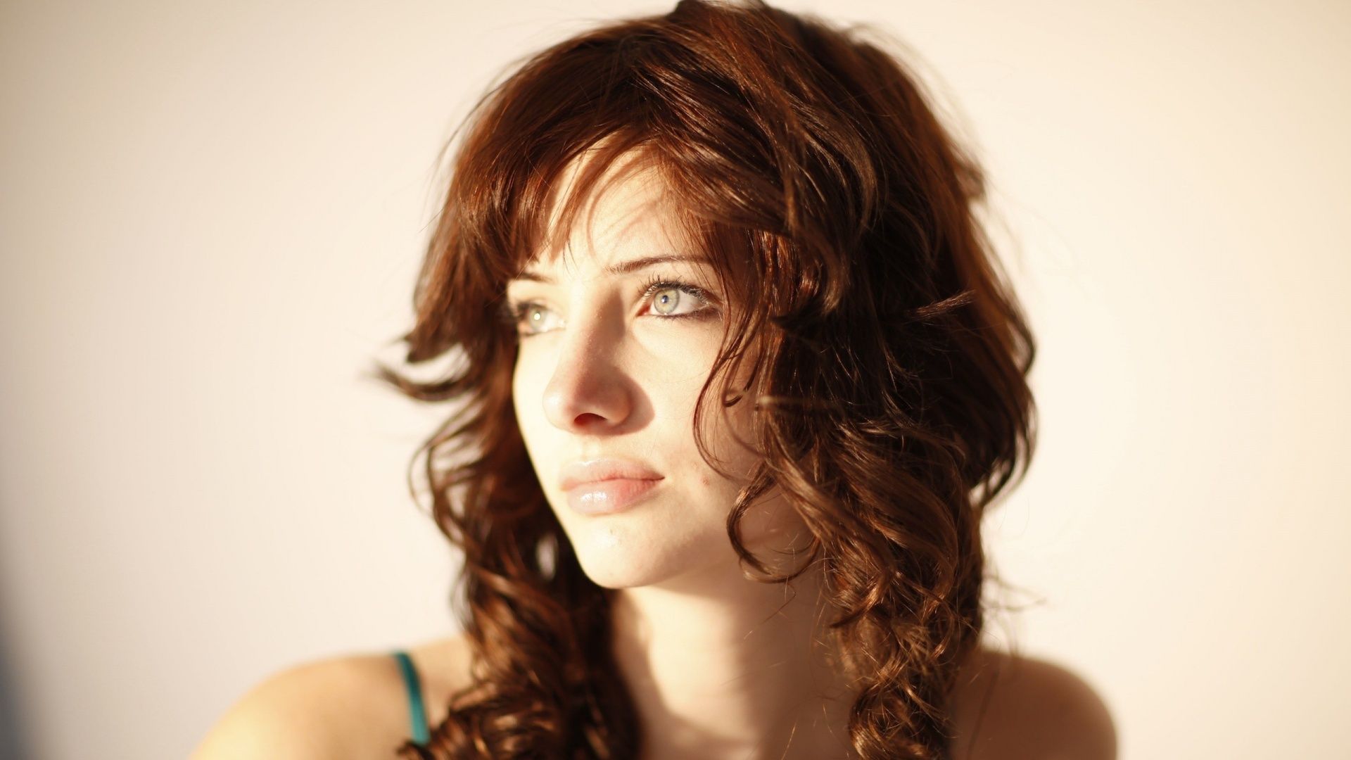 1920x1080 Wallpaper girl, eyes, beautiful, redhead, Susan Coffey for mobile and desktop, section девушки, resolution 1920x1080