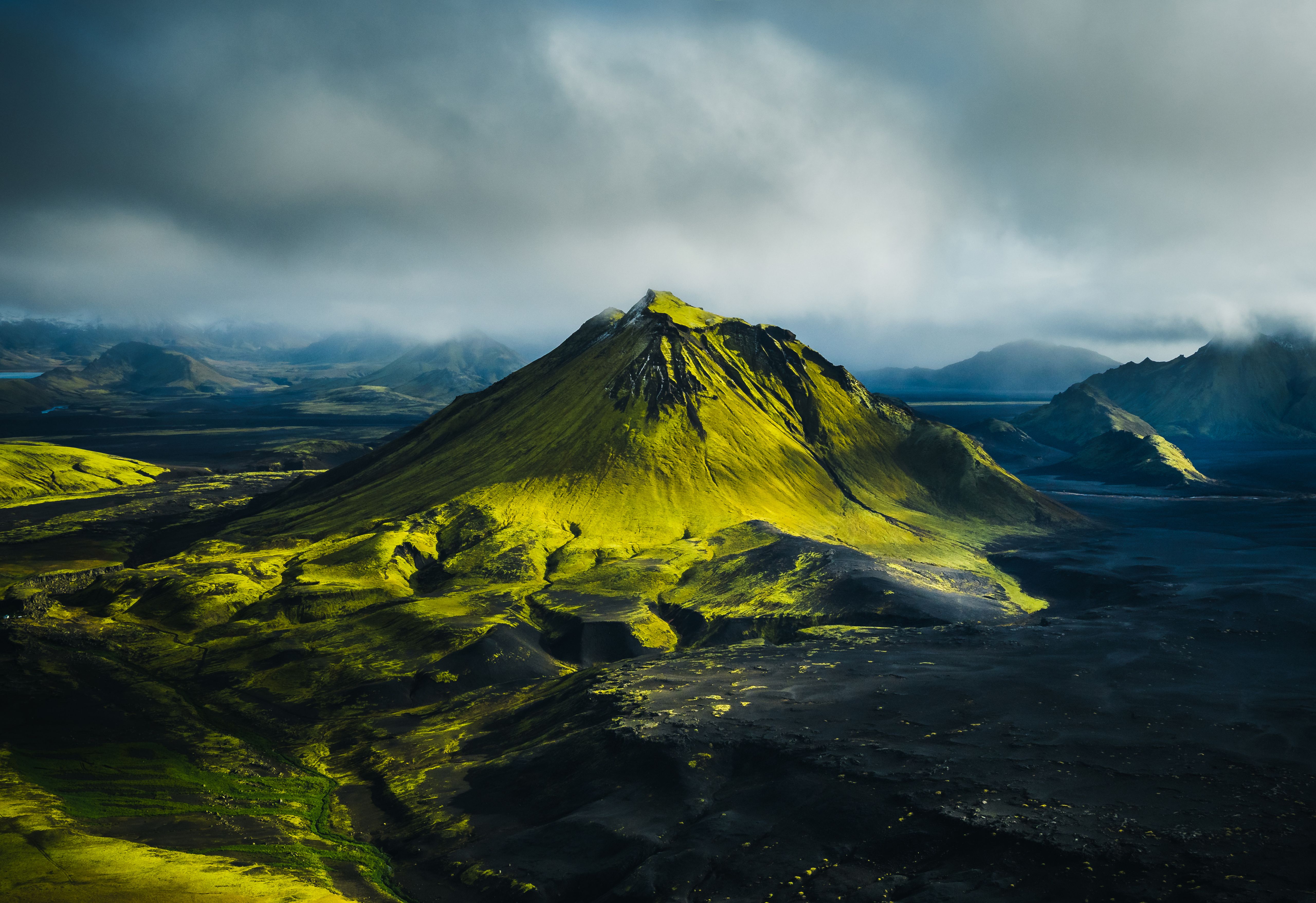 5120x3513 Maelifell Wallpaper 4K, Volcano, Iceland, Foggy, 5K