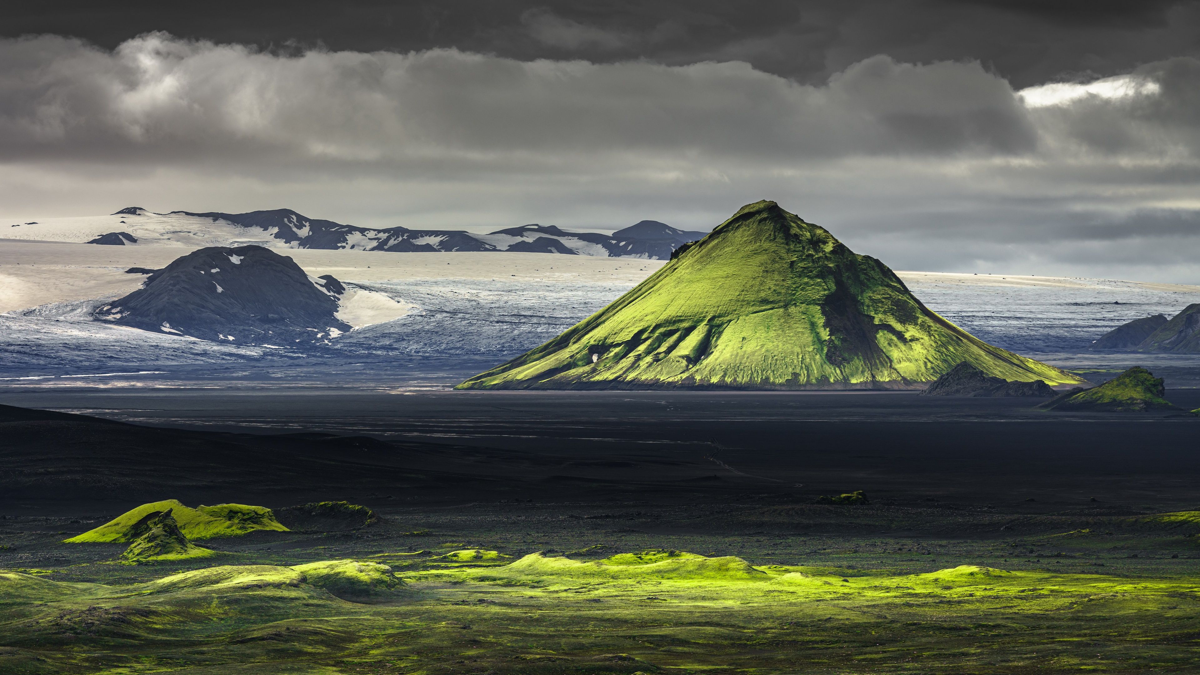 3840x2160 Wallpaper Highlands, Iceland, volcano for mobile and desktop, section пейзажи, resolution 3840x2160