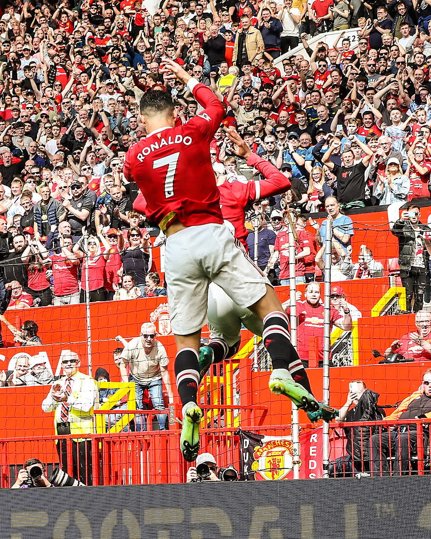 850x1063 Cristiano Ronaldo, Cristiano_Ronaldo, Manchester_United, Celebration, Manchester, CR Football, Siu, ManU HD phone wallpaper