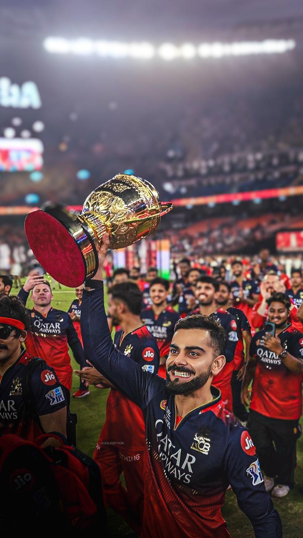 989x1757 Can someone give me HD or higher quality photo of virat with ipl trophy for phone wallpaper