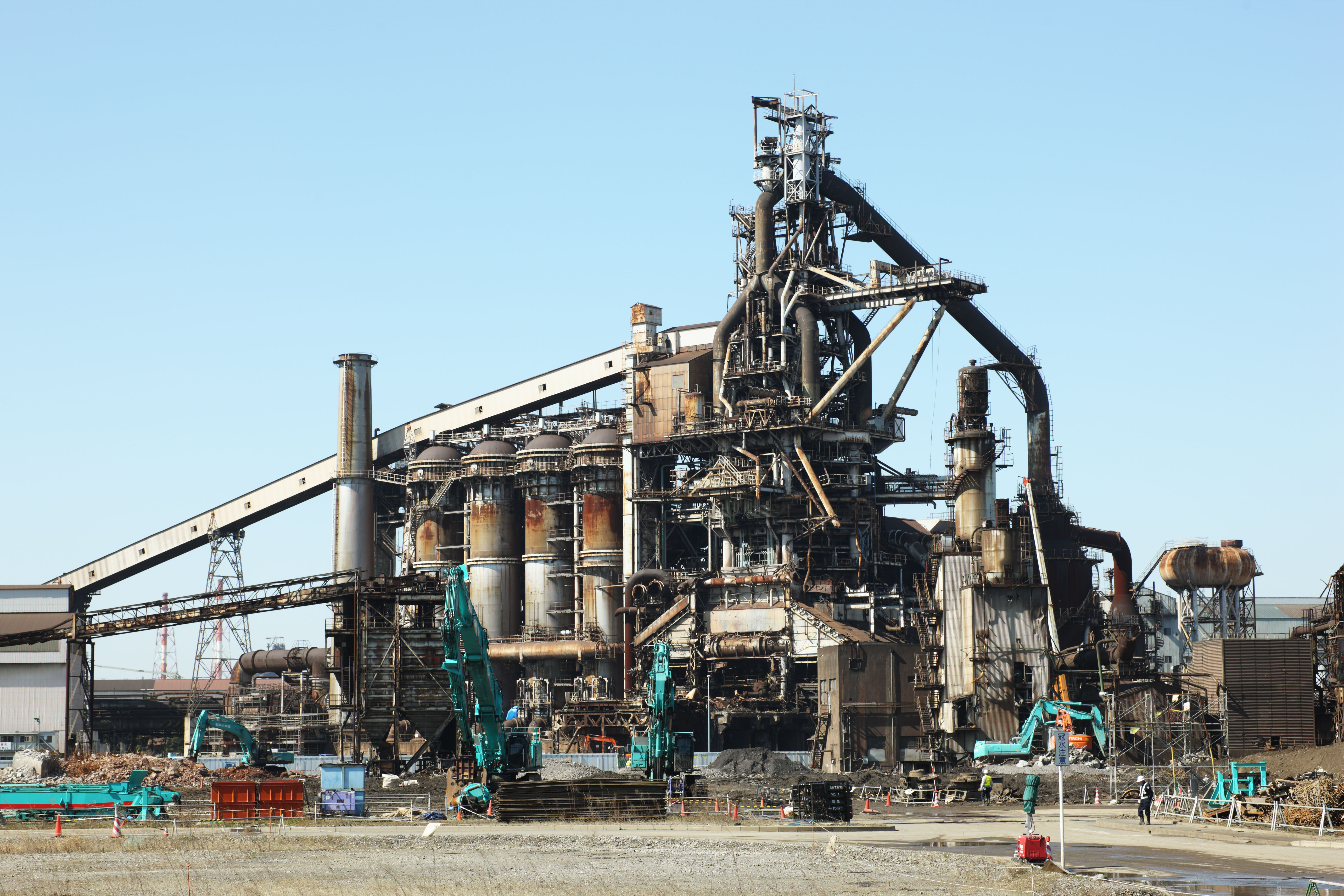 5616x3744 Yun Free : No. 6980 Dismantling a blast furnace [Japan / Chiba Prefecture]