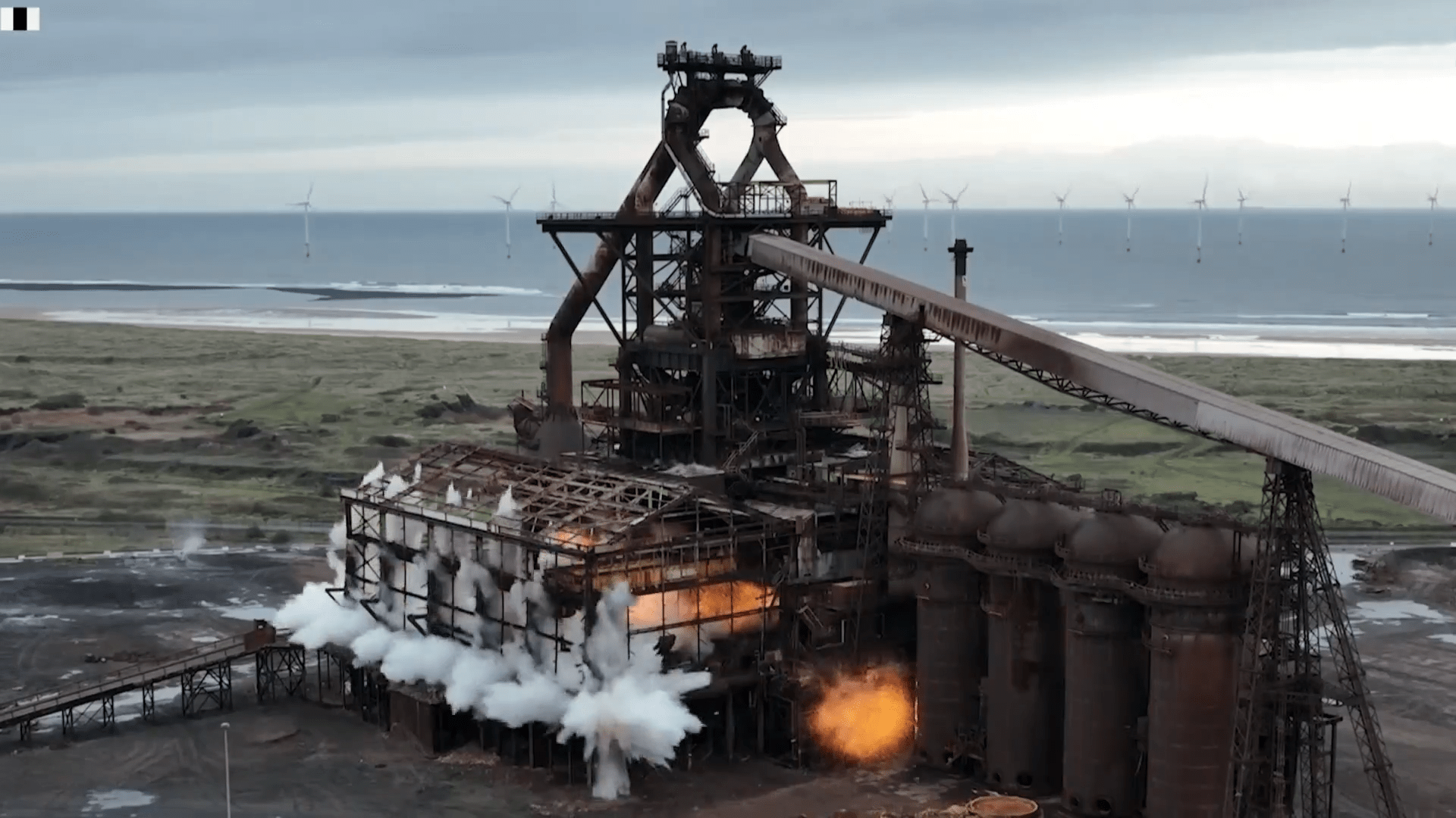 1920x1080 Redcar’s iconic blast furnace demolished