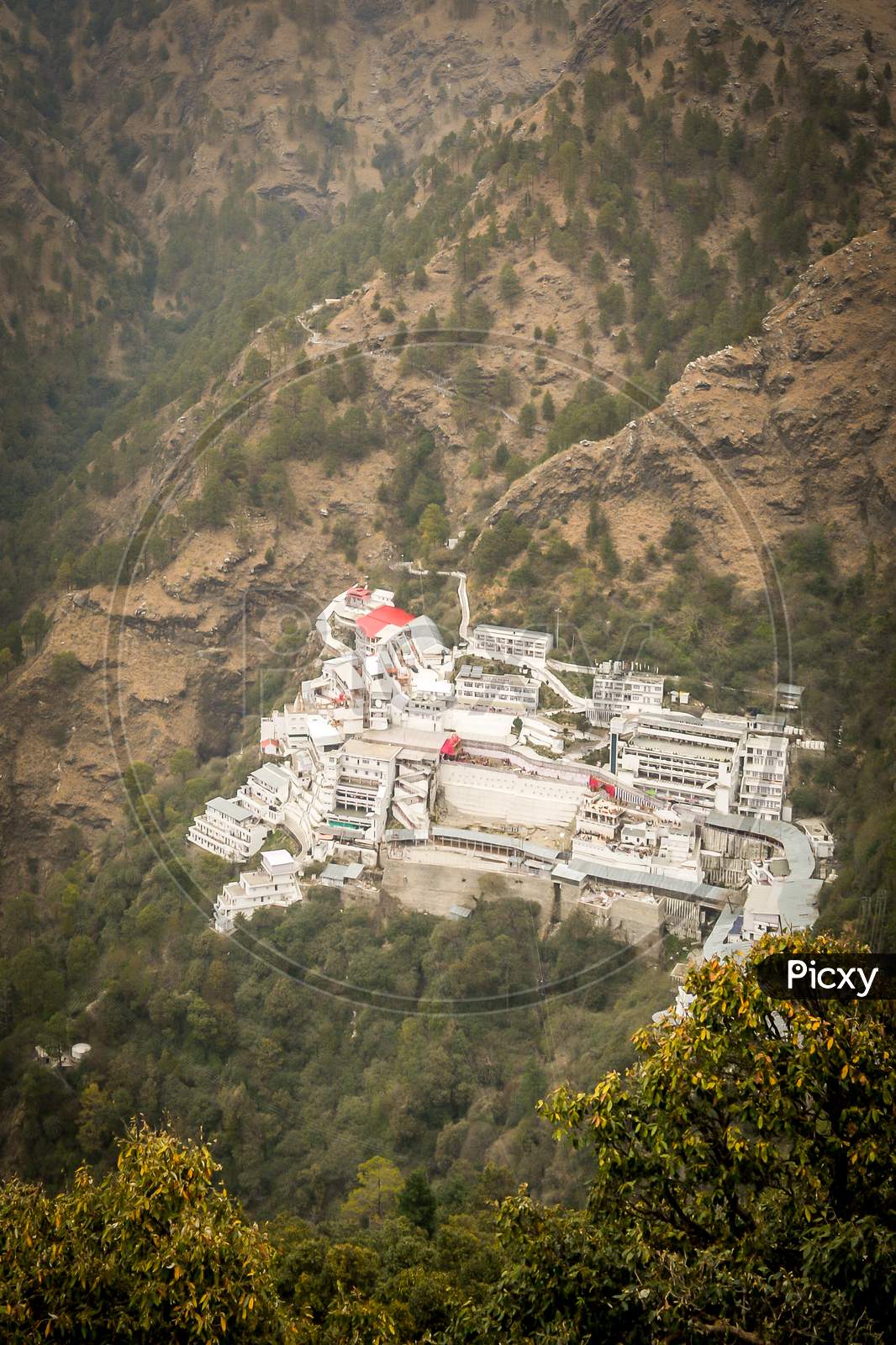 1066x1600 Image Of Vaishno Devi Temple, Jammu And Kashmir, India YA743401 Picxy