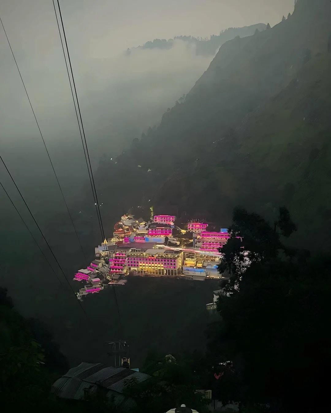 1080x1349 Incredible view of Mata Vaishno Devi