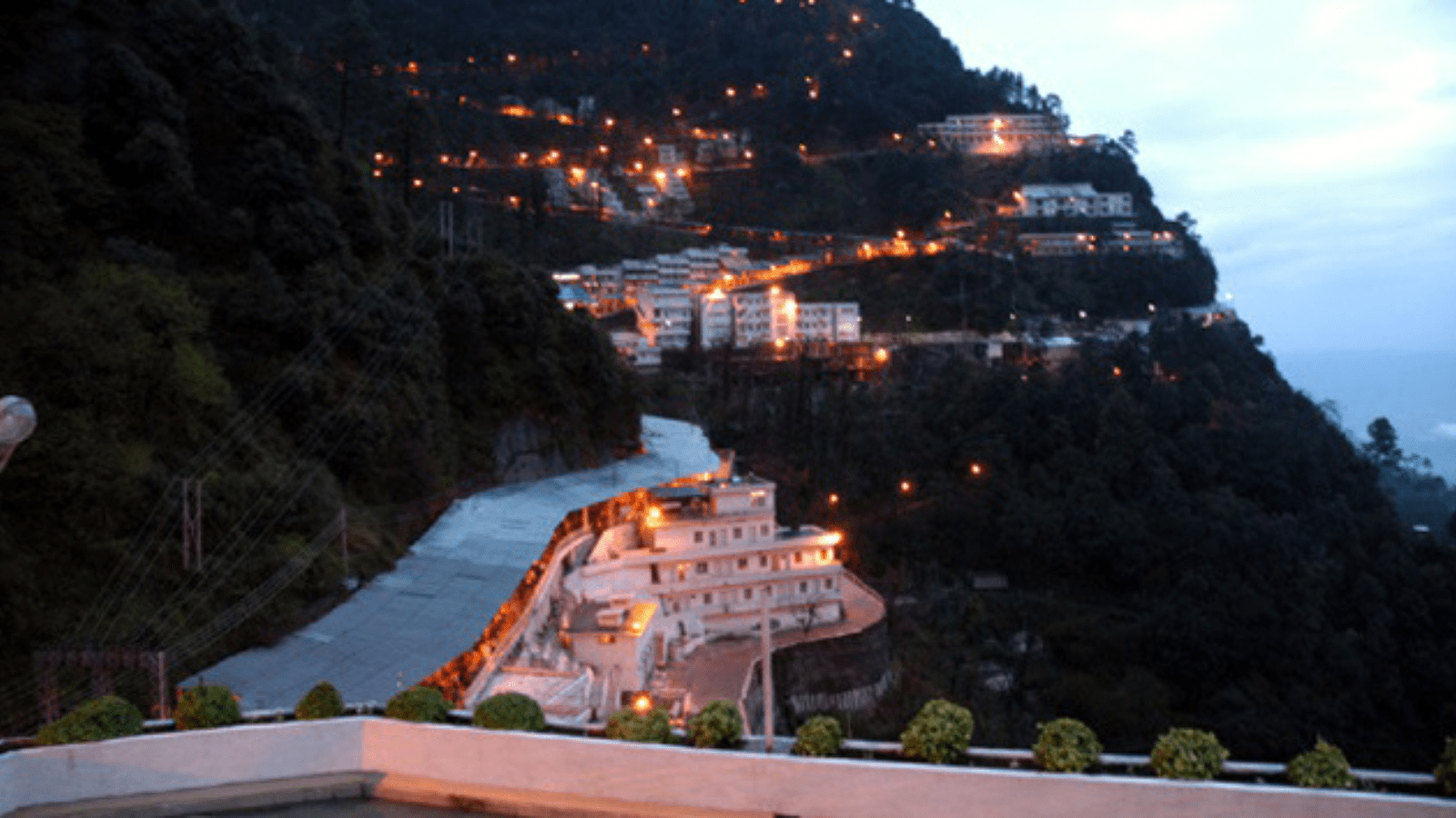 1600x900 Vaishno Devi Temple Image, Photo in Jammu Kashmir