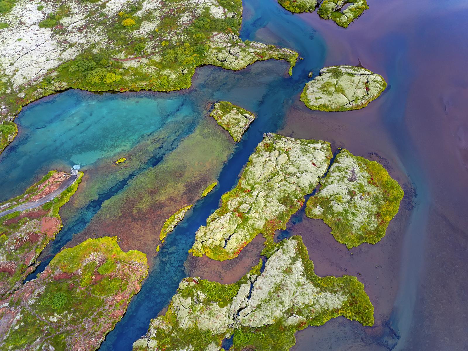1600x1200 What are Tectonic Plates?