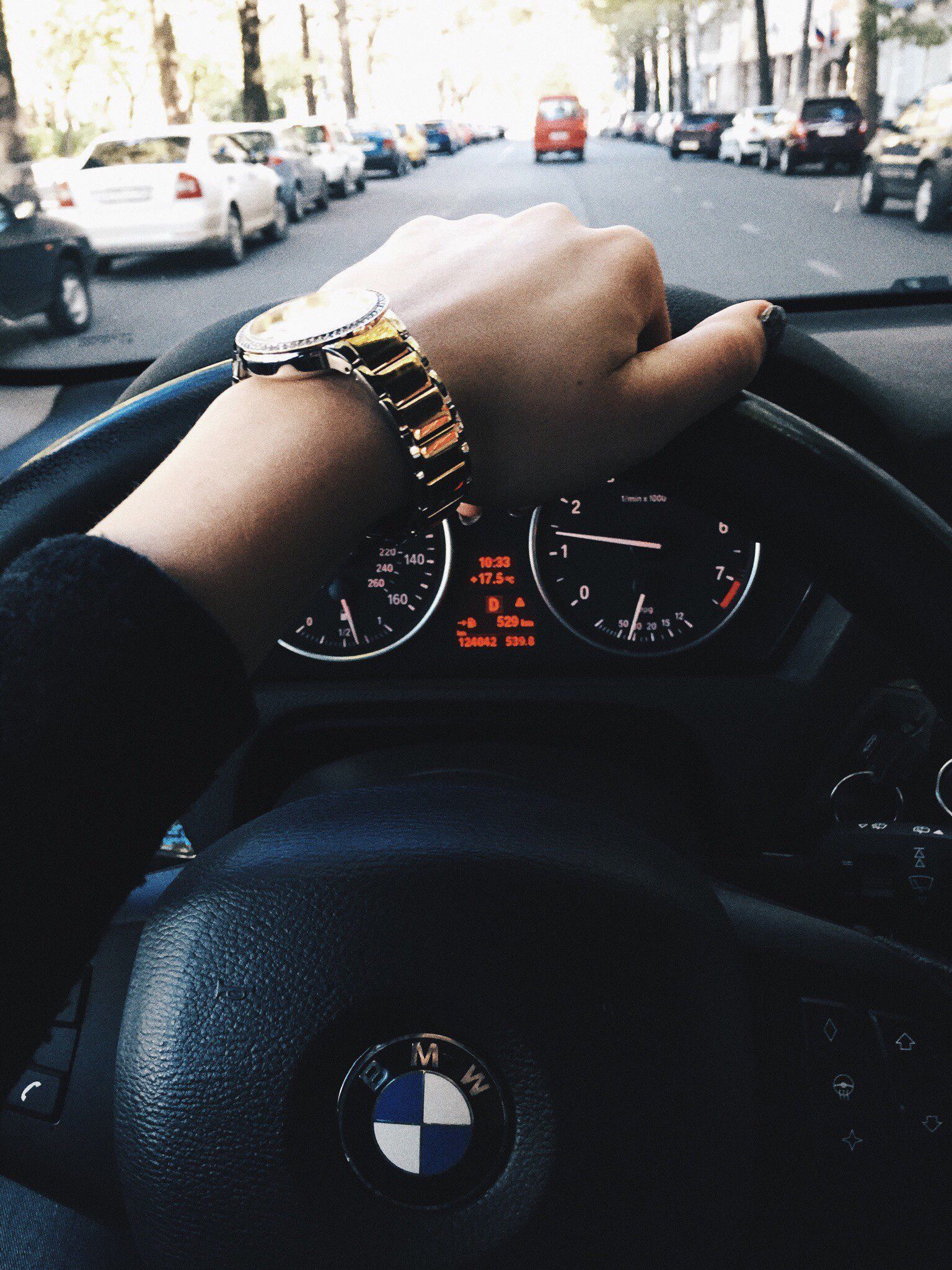 1536x2048 Driving Women Wallpaper