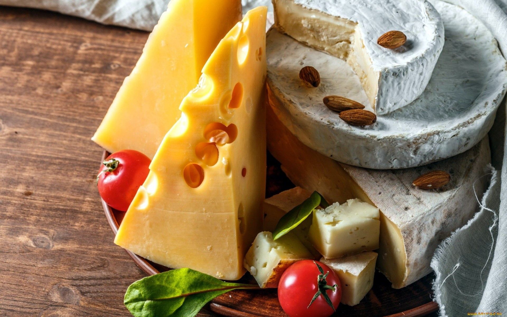1920x1200 cheese, Tomatoes, Food Wallpaper HD / Desktop and Mobile Background