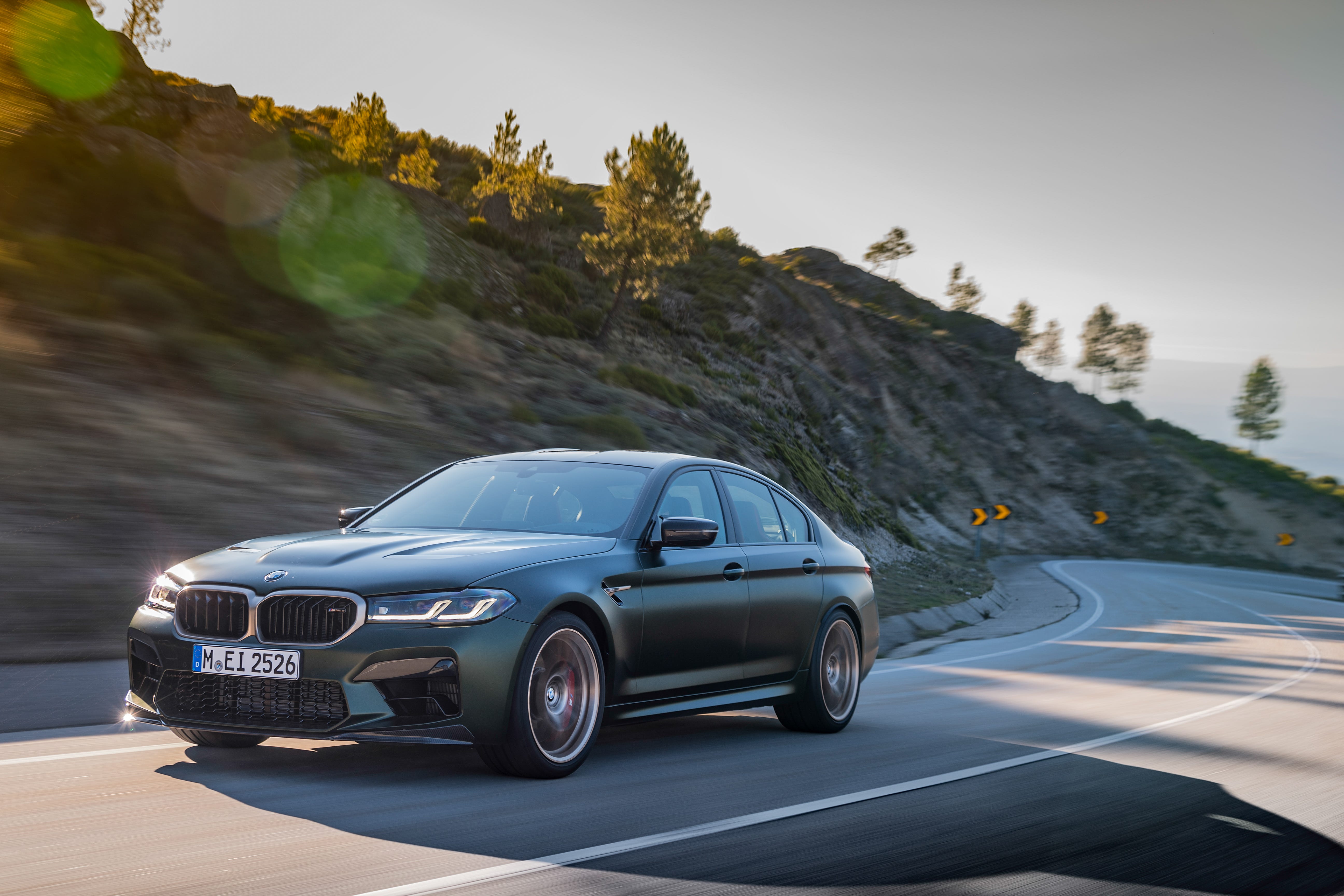 5184x3456 View Photo of the 2022 BMW M5 CS