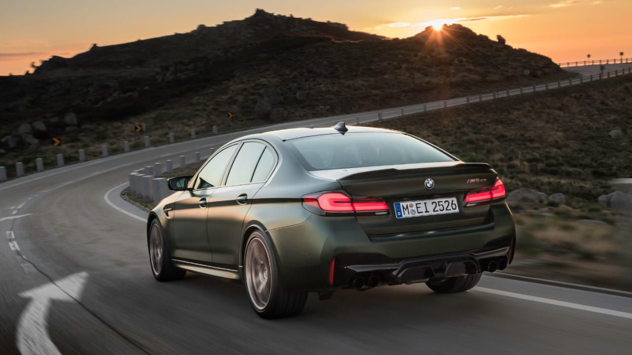 1280x720 BMW M5 CS. The Definitive Textbook Super Saloon