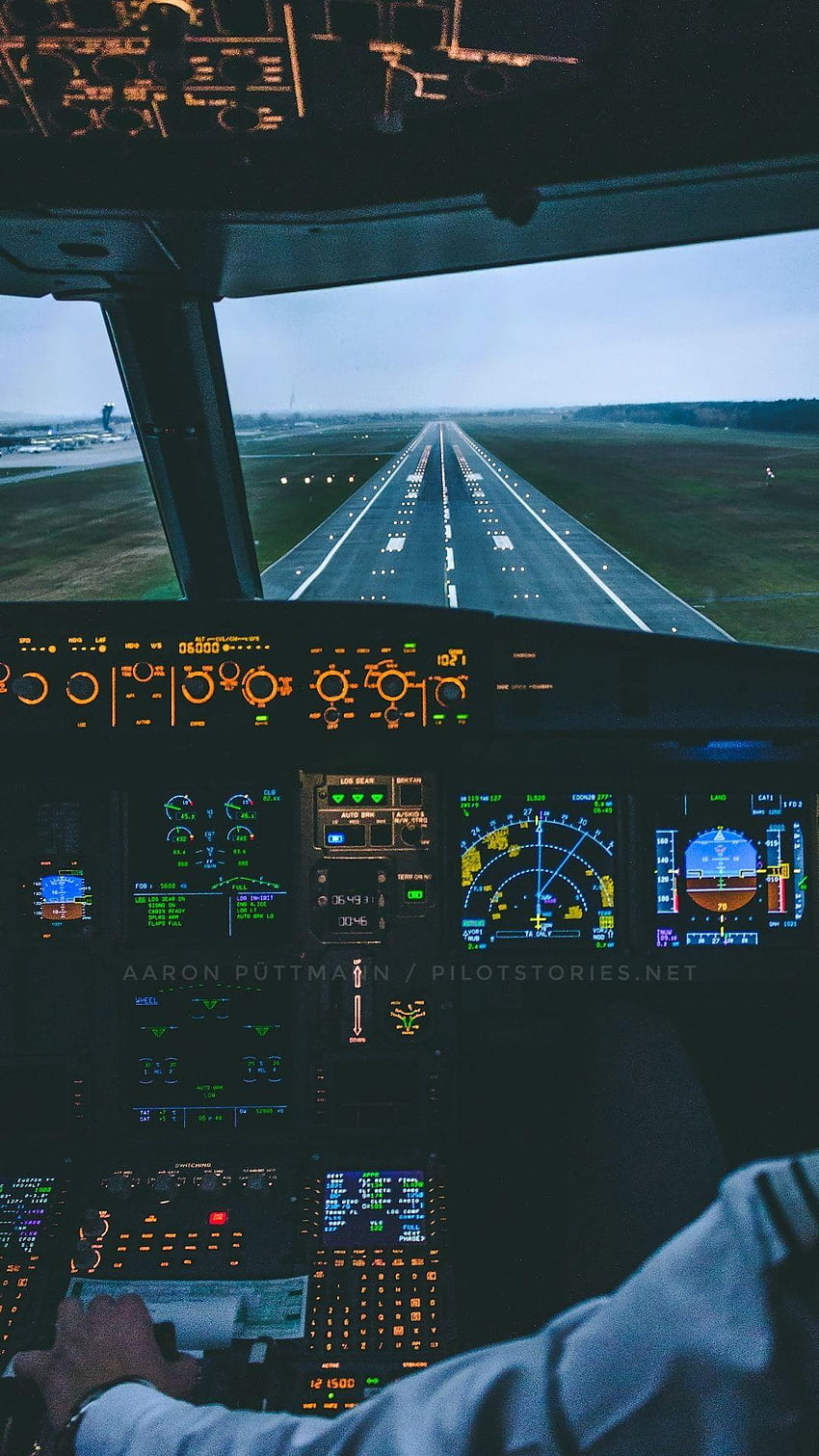 850x1511 Boeing 777 Cockpit, Airplane Cabin HD phone wallpaper