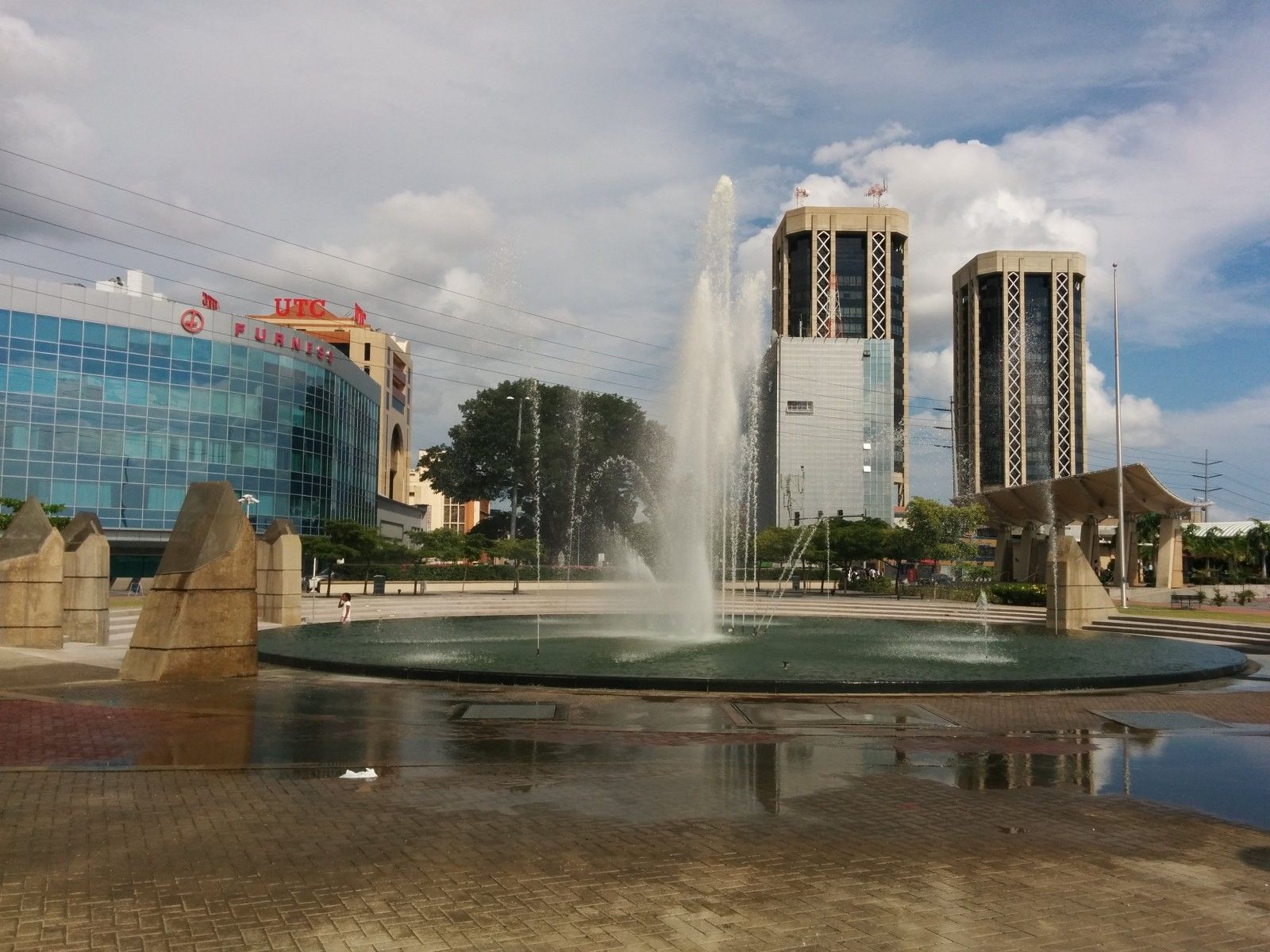 1600x1200 Port of Spain Waterfront: Destination Trinidad and Tobago. Tours, Holidays, Vacations and Travel Guide