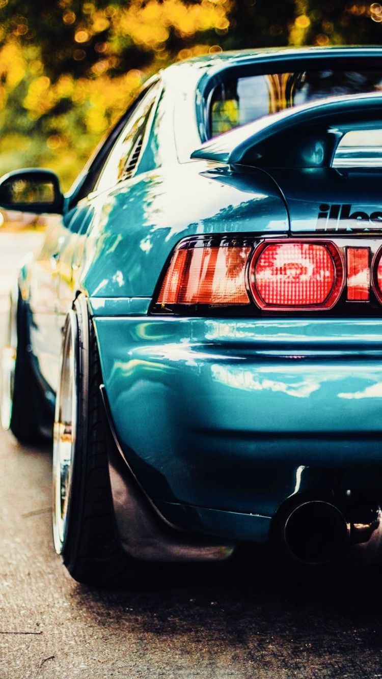 750x1334 Toyota MR2 End View