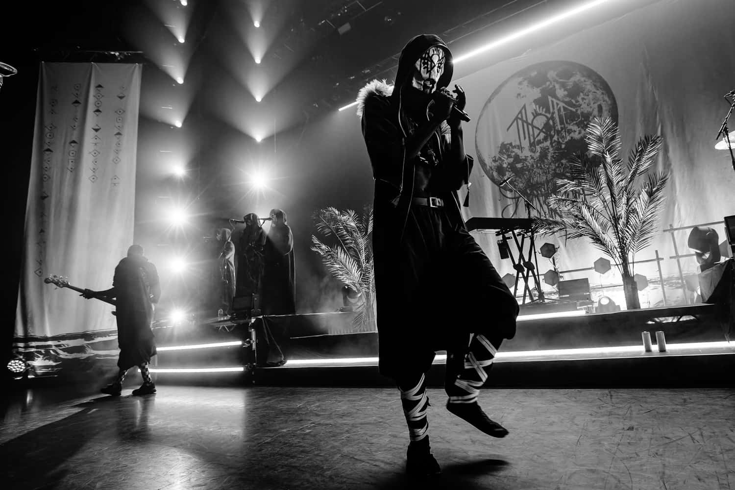 1500x1000 Download Sleep Token Live Concert Performance Wallpaper