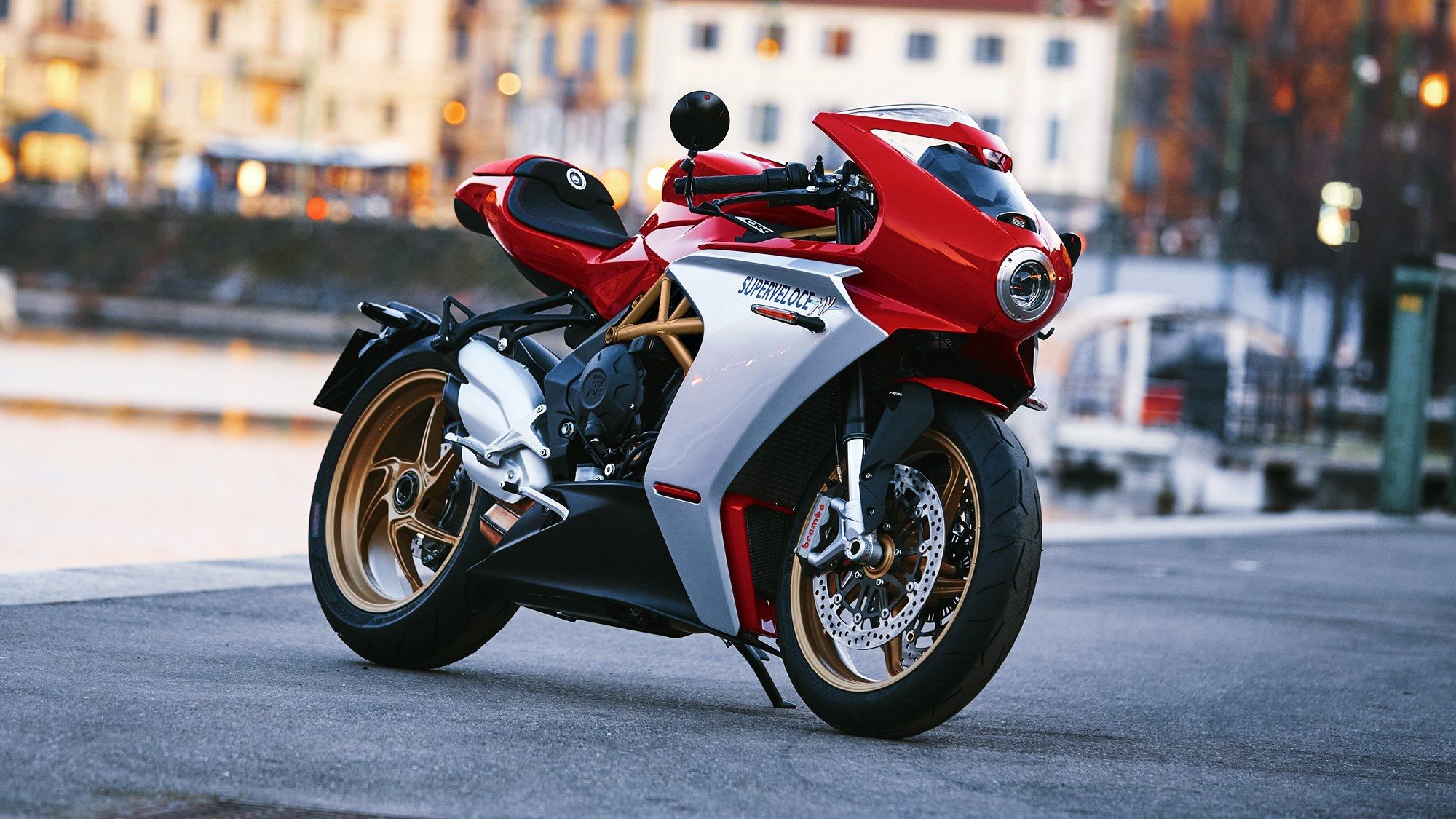 2000x1125 MV Agusta Superveloce Wallpaper