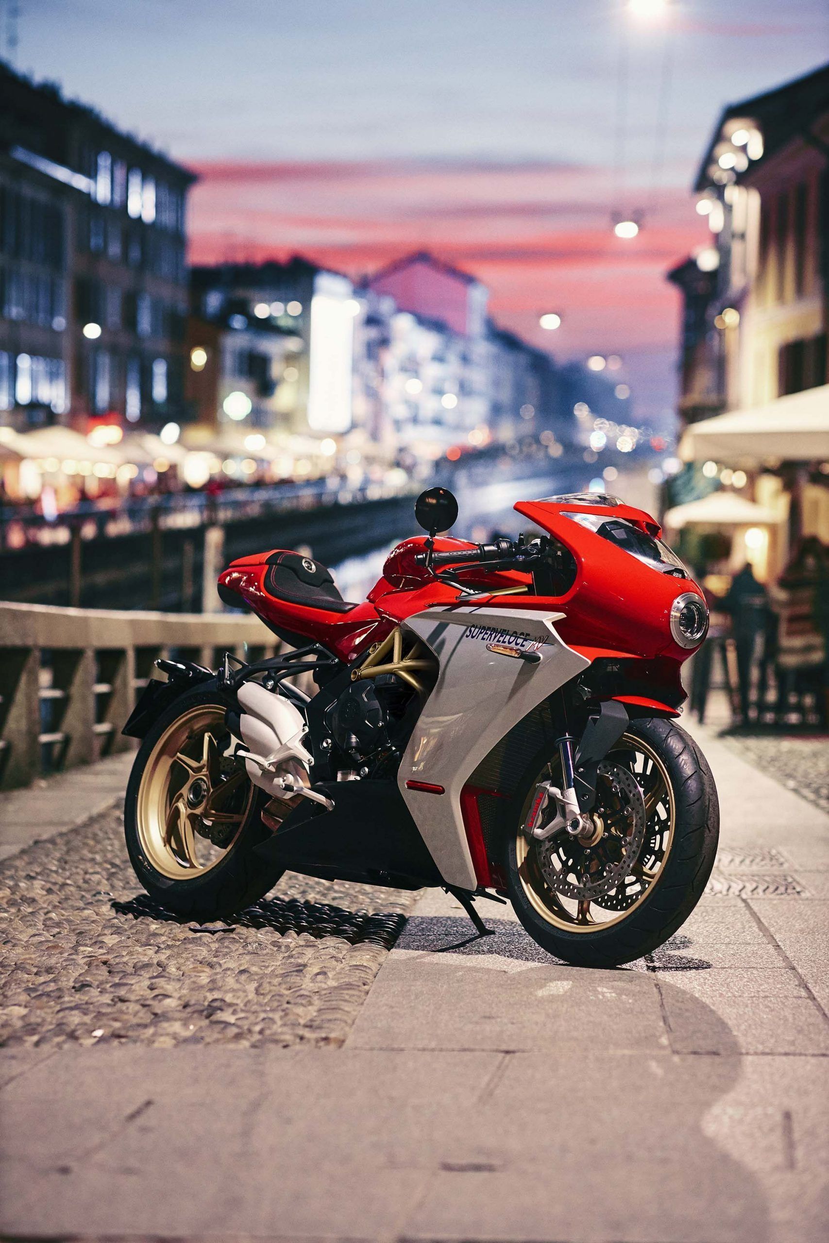 1707x2560 MV Agusta Superveloce Wallpaper