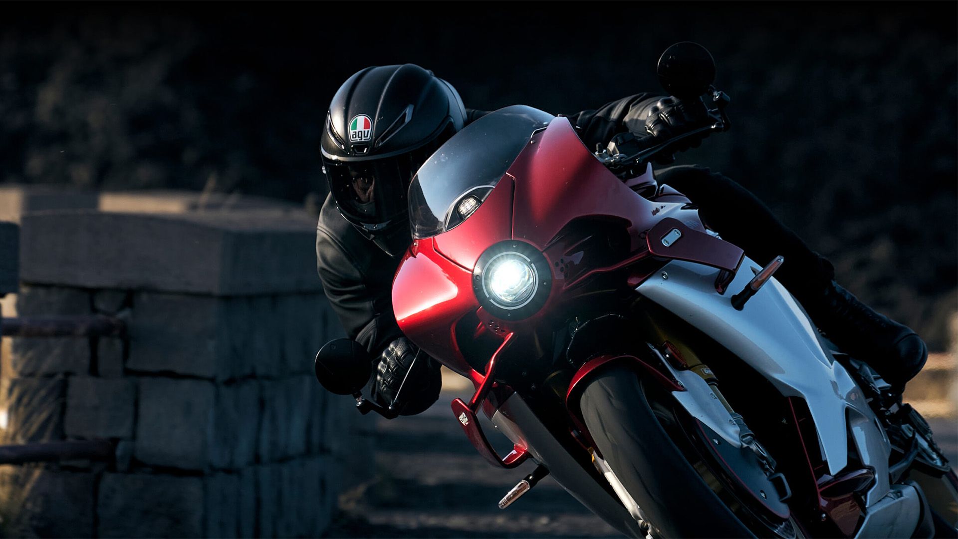 1920x1080 MV augusta superveloce, Blend of Technology and Classic Design
