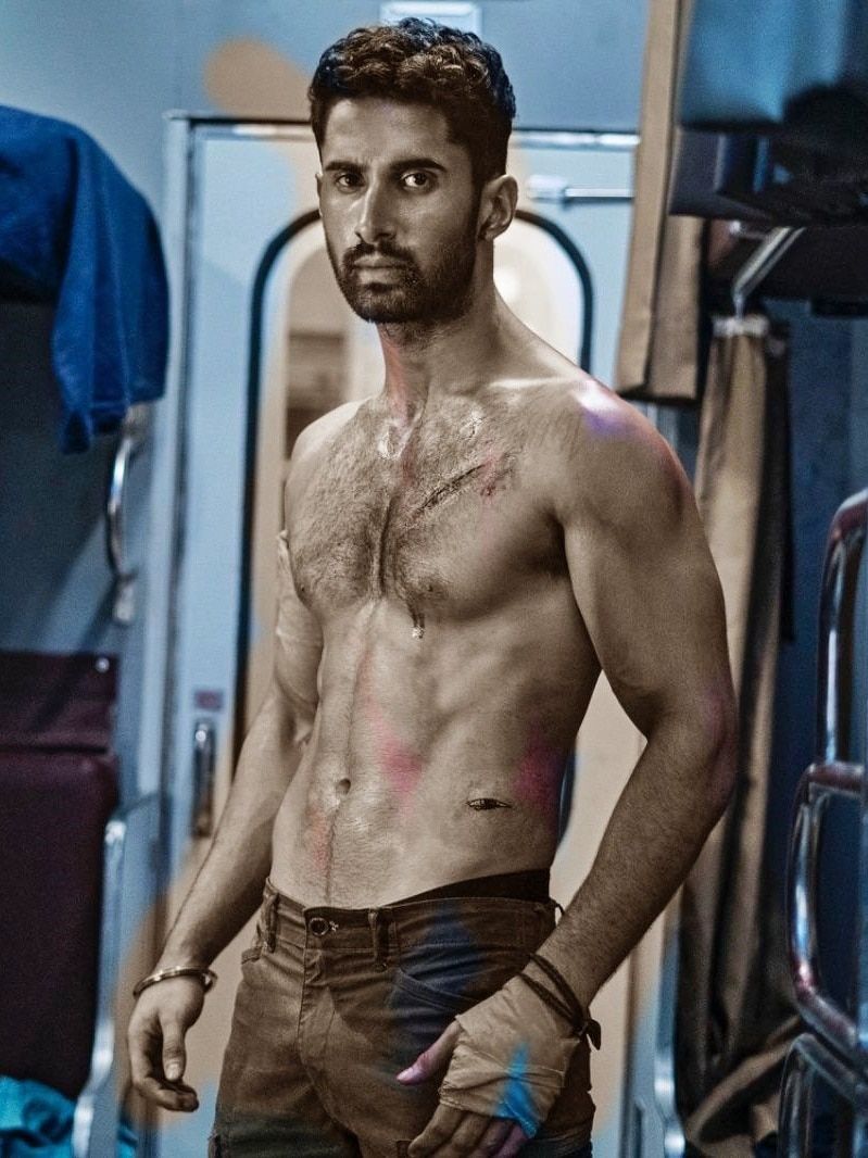 799x1066 Lakshya Lalwani Actor Wallpaper