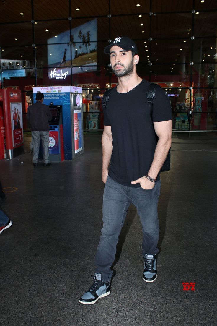 735x1103 Laksh Lalwani Spotted At Airport In Mumbai News XYZ