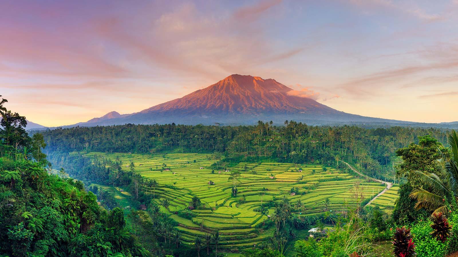 1600x900 Mount Agung Bali. Best Sacred Mountain And Hiking Adventure
