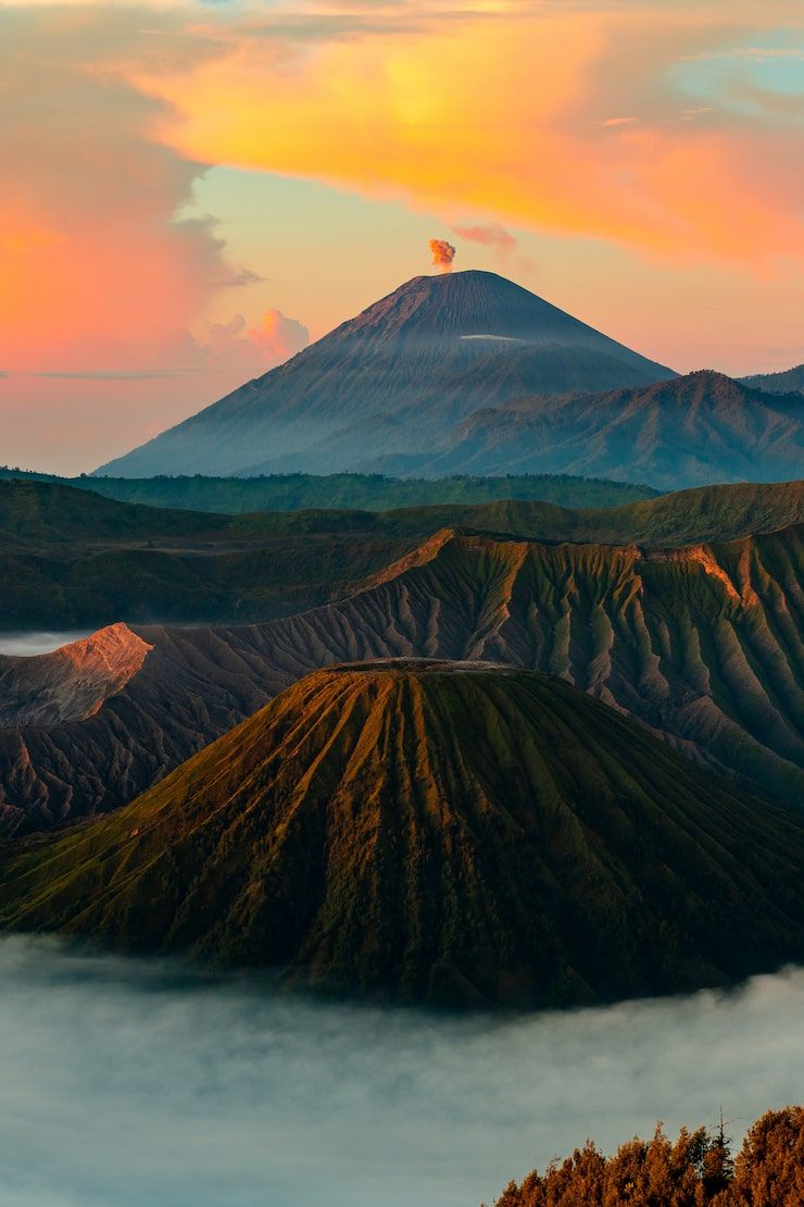 740x1110 Mount agung Image