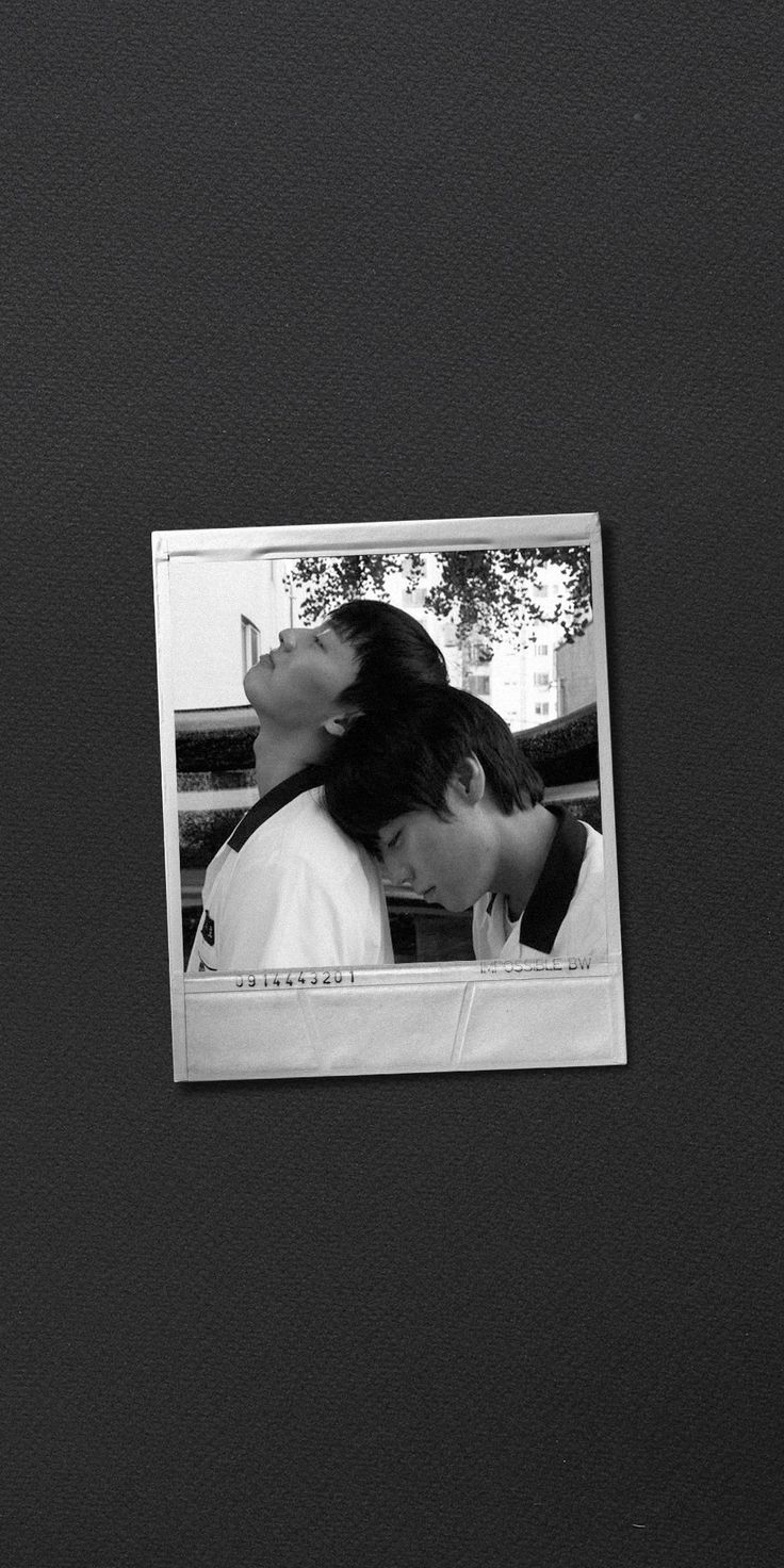 736x1472 Ahn Suho & Yeon Sieun (Weak Hero Class 1) Lockscreen