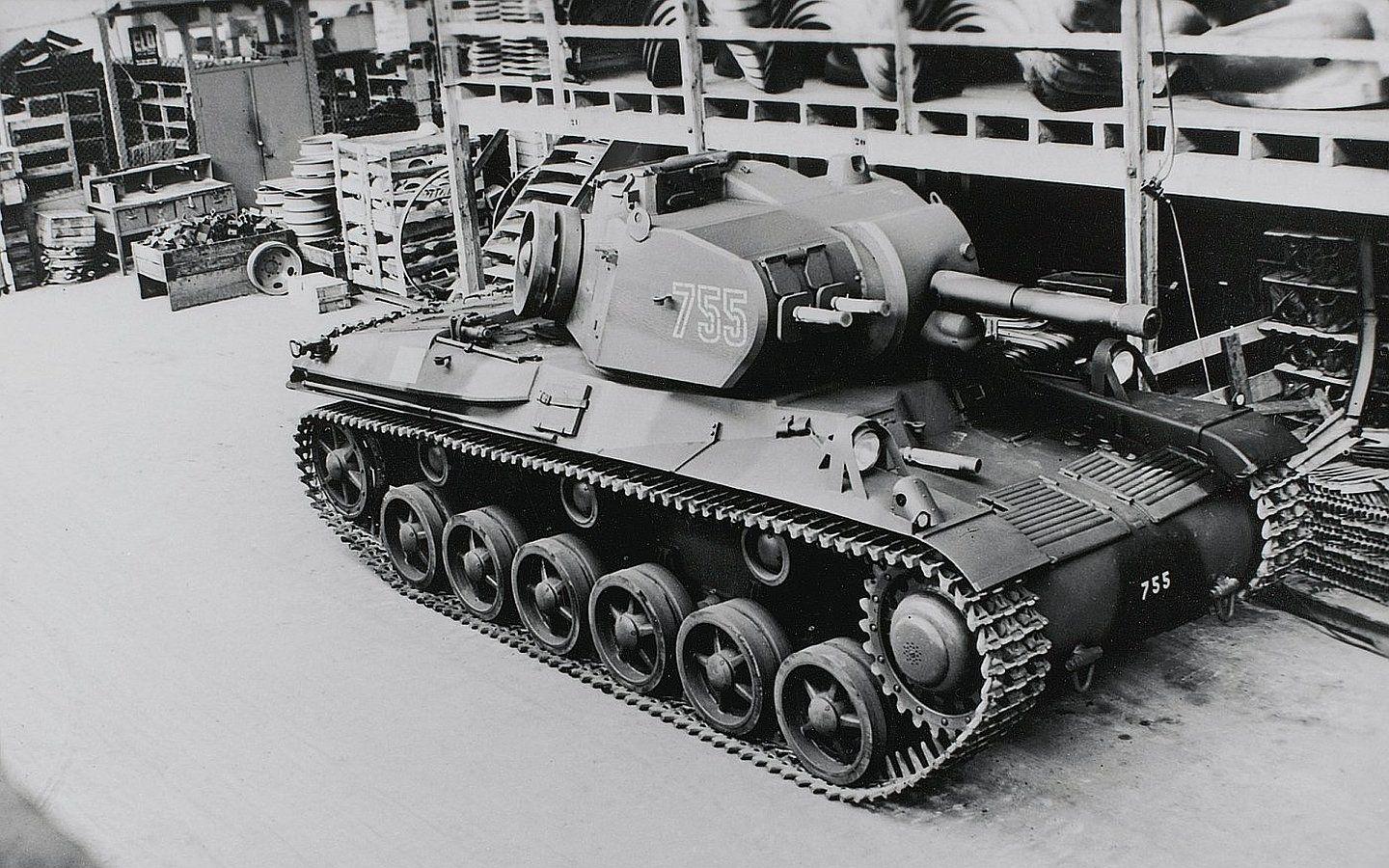 1440x900 Tank Wallpaper and Background Imagex900