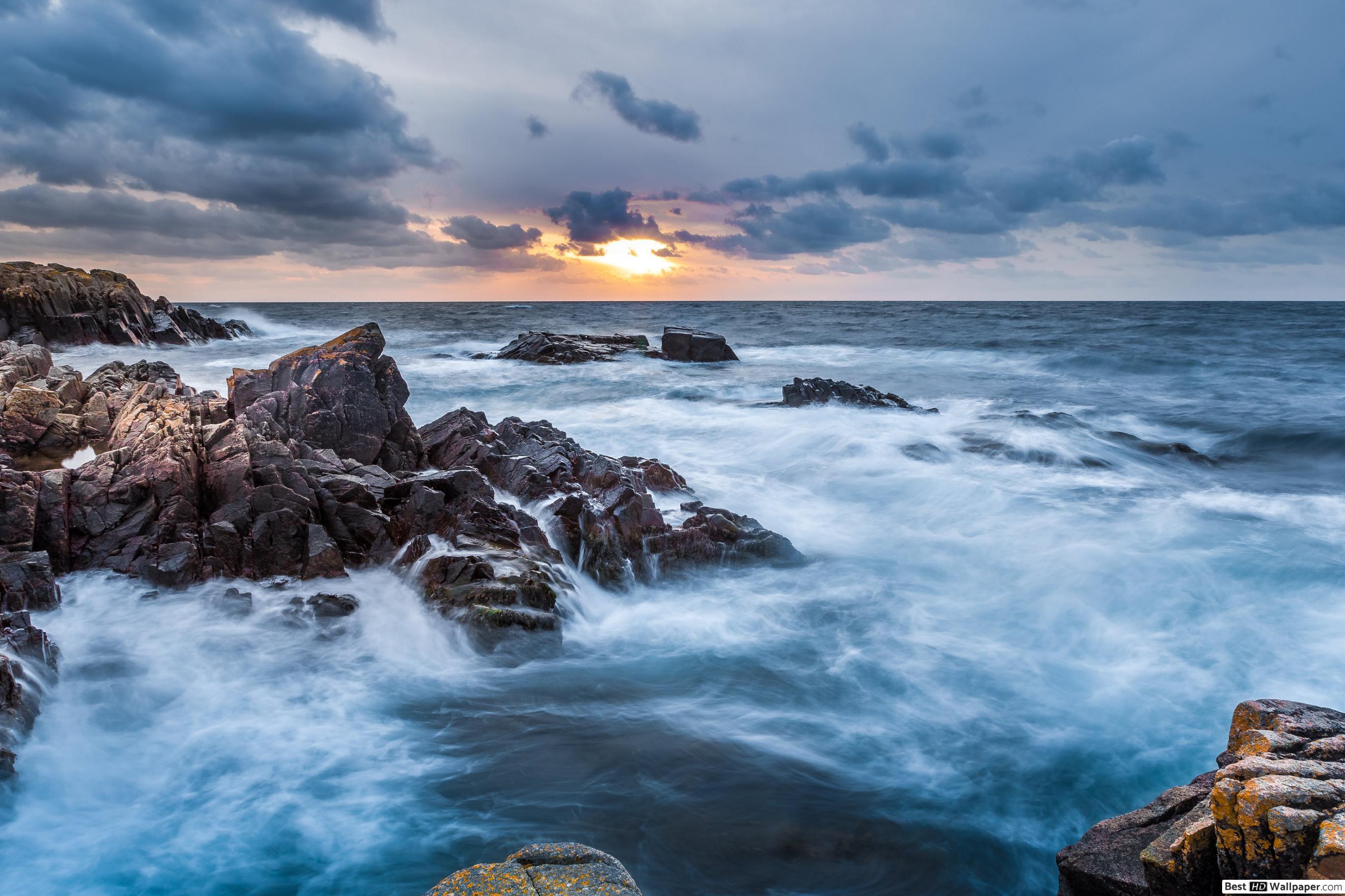 2736x1824 Rocky ocean HD wallpaper download