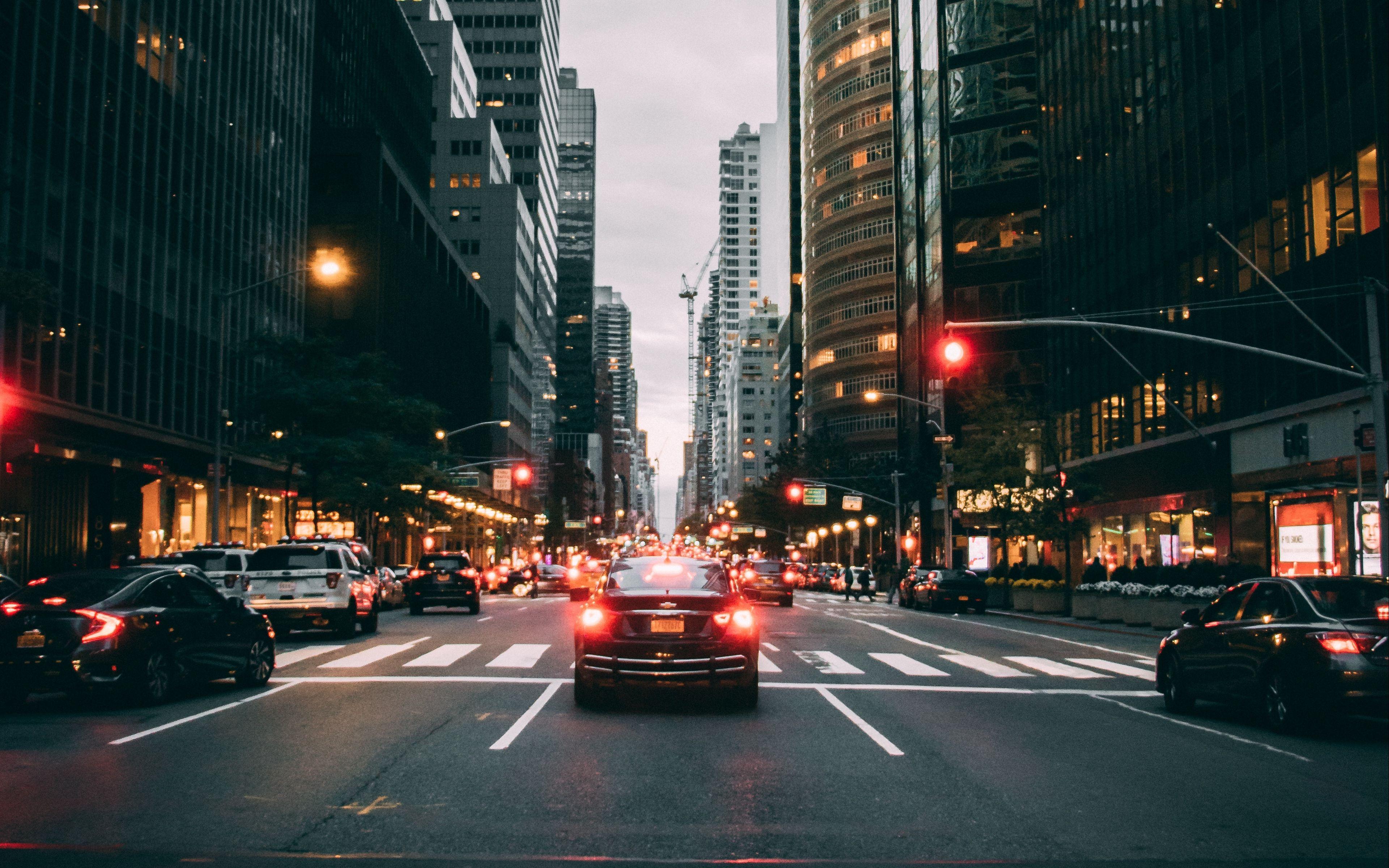 3840x2400 Download wallpaper 3840x2400 street, road, traffic, cars, city