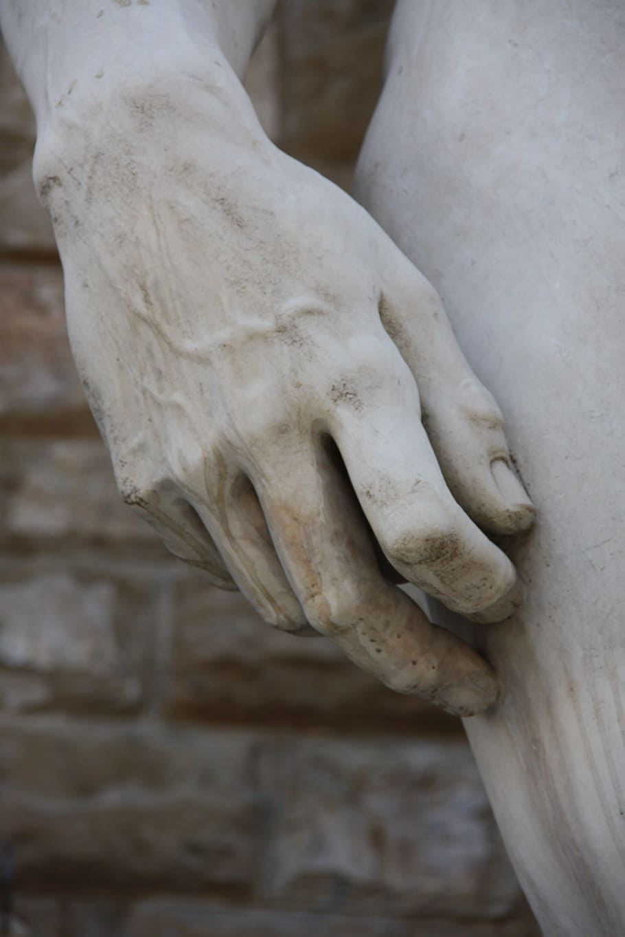 910x1365 HD wallpaper: Hand, Sculpture, Rome, Italy, Museum, marble, pierre, david