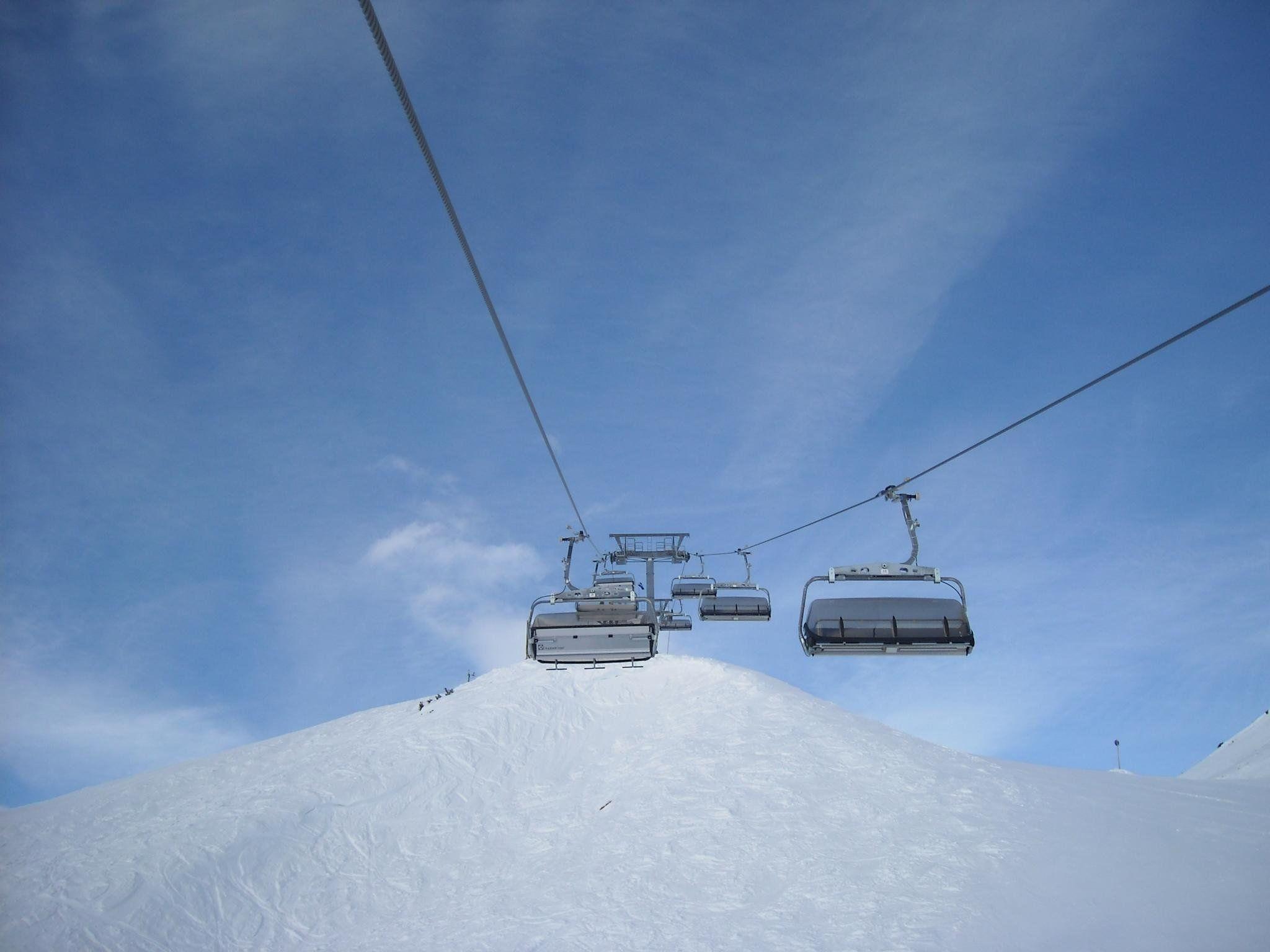 2048x1536 SKI LIFT skiing snowboarding winter snow mountains wallpaper