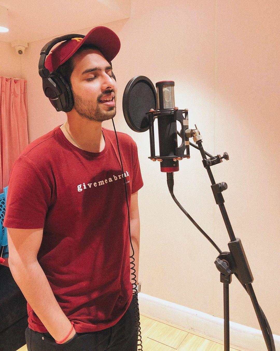 1080x1350 Armaan Malik finishes recording for his next single, to release