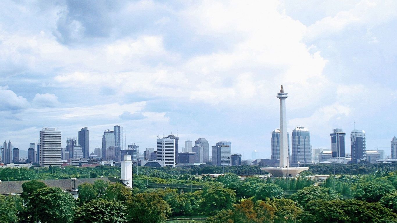 1366x768 Jakarta City Wallpaper HD 86266