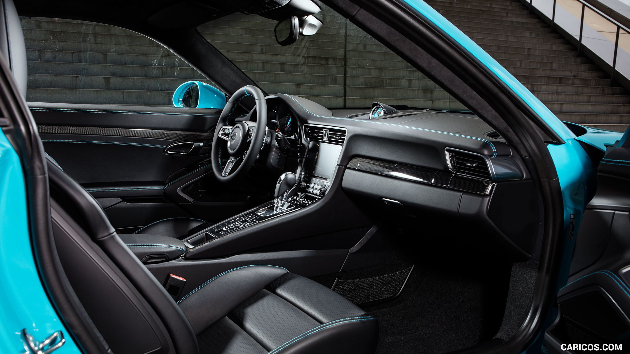2560x1440 TECHART Porsche 911 Turbo S CoupeMY