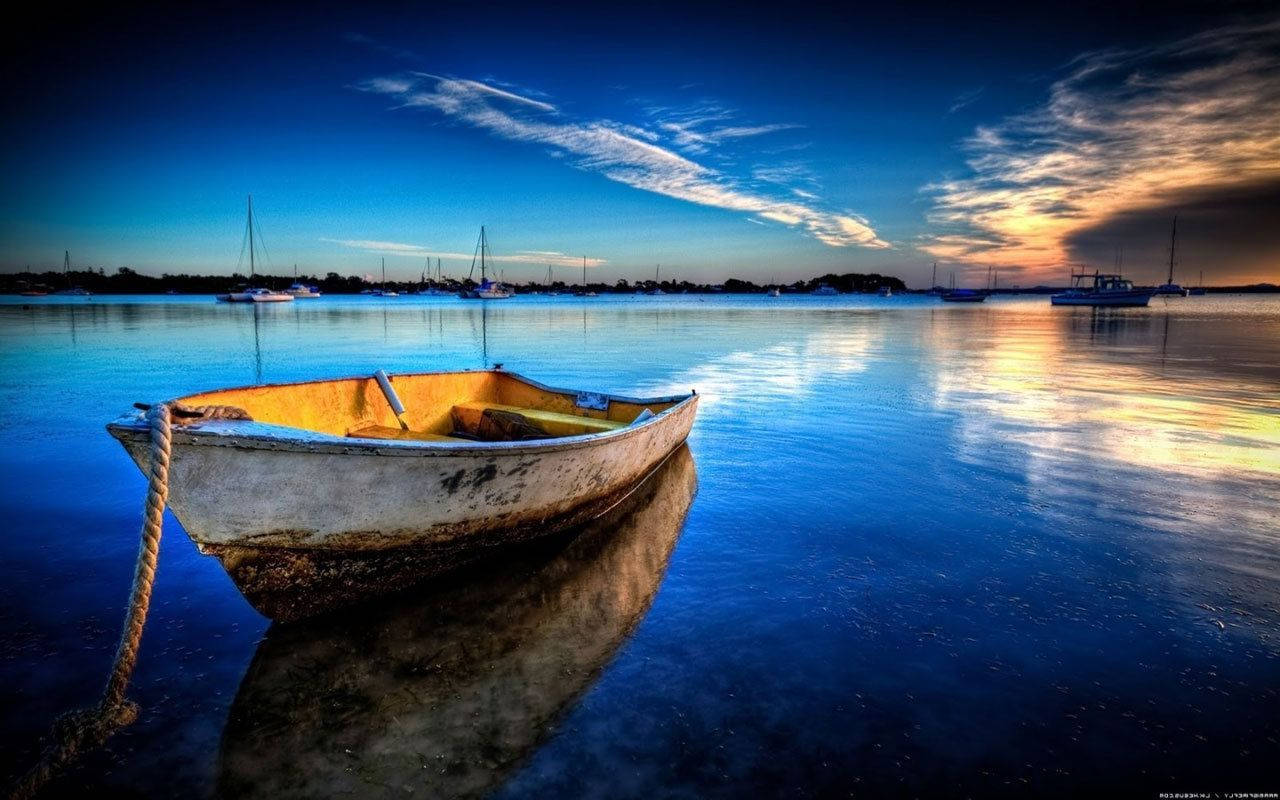 1280x800 Boat Picture