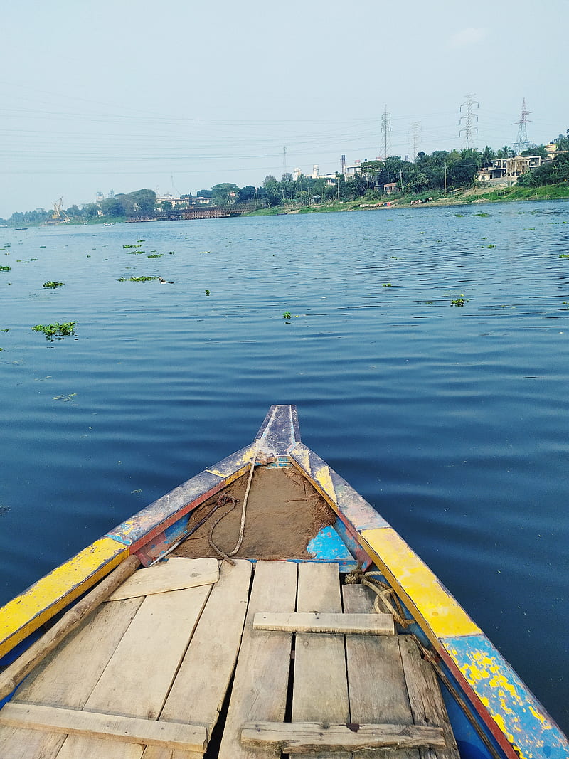 800x1067 HD boat in the river wallpaper