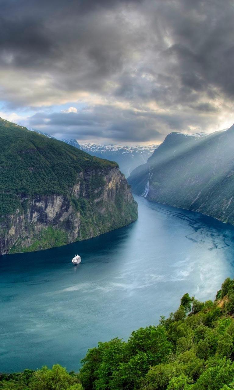 768x1280 Microsoft Bing Stock Windows Phone River With Boat