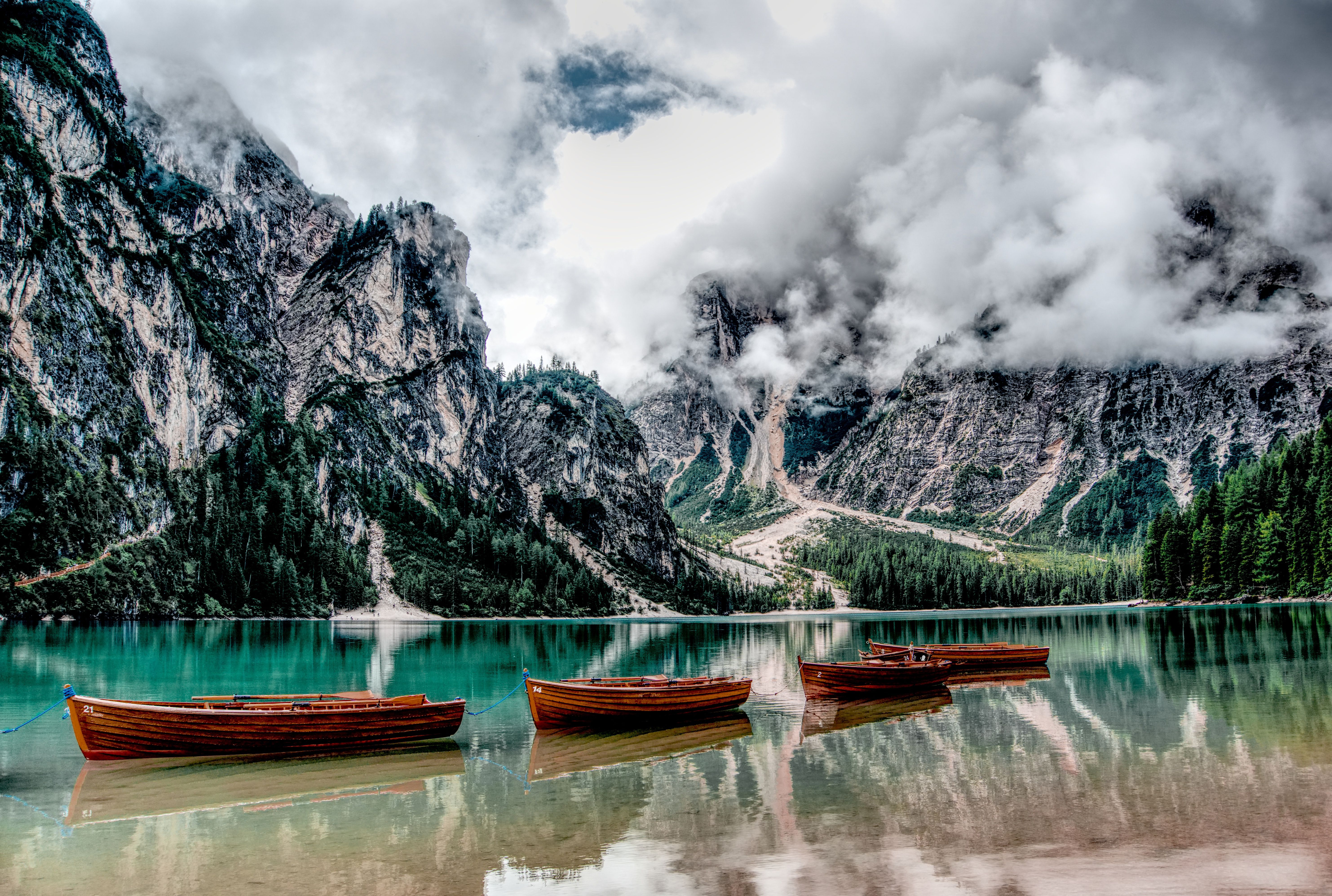 5931x3990 Wallpaper clouds, mountains, lake, boat, Italy, Italy, The Dolomites, South Tyrol for mobile and desktop, section пейзажи, resolution 5931x3990