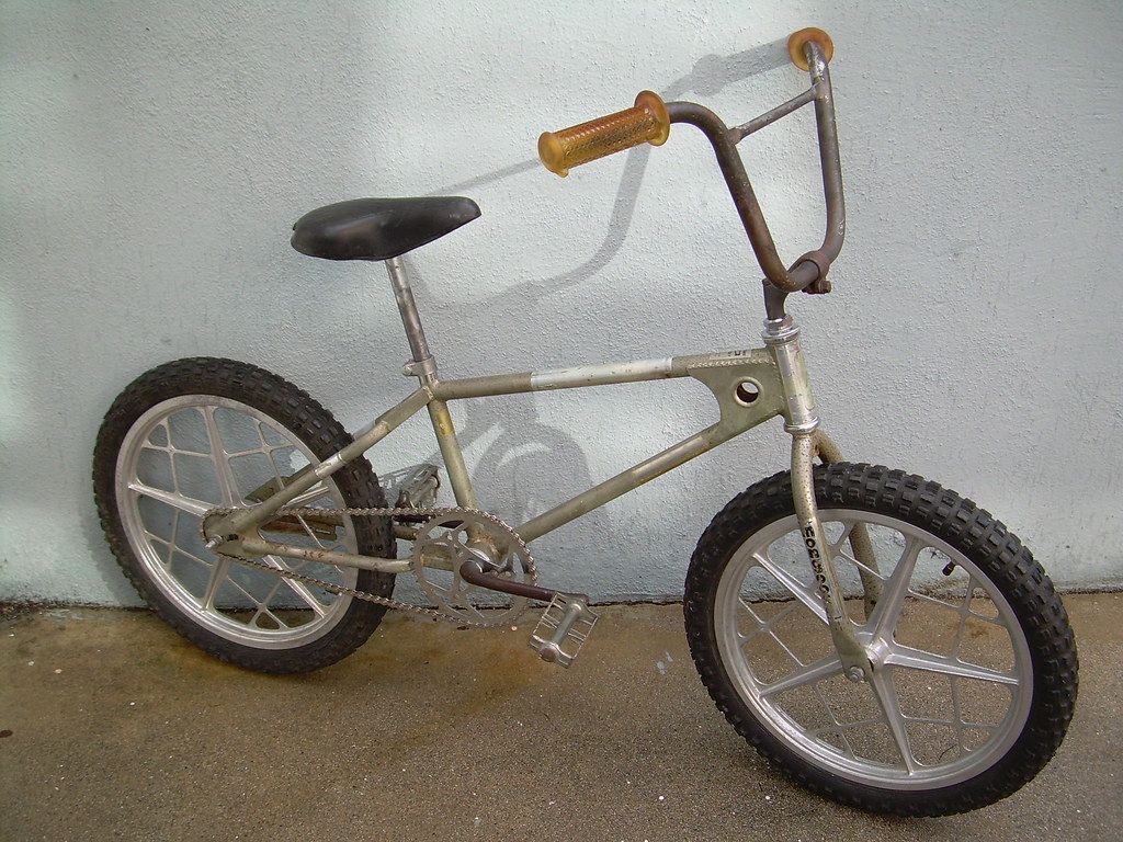 1024x768 Mongoose Motomag BMX 003