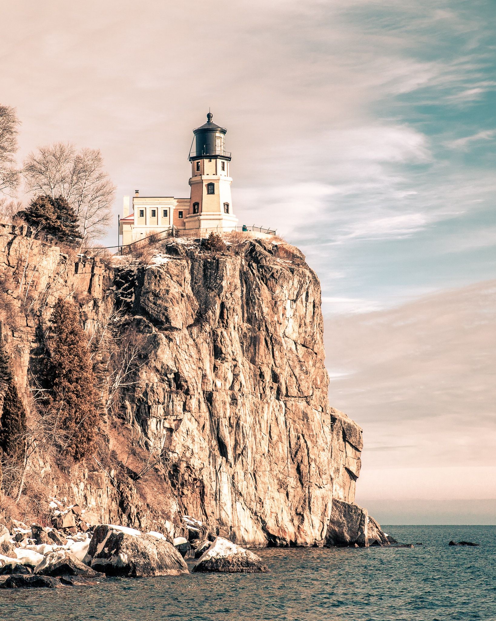 1638x2048 Split Rock Lighthouse North Shore Minnesota Lake Superior